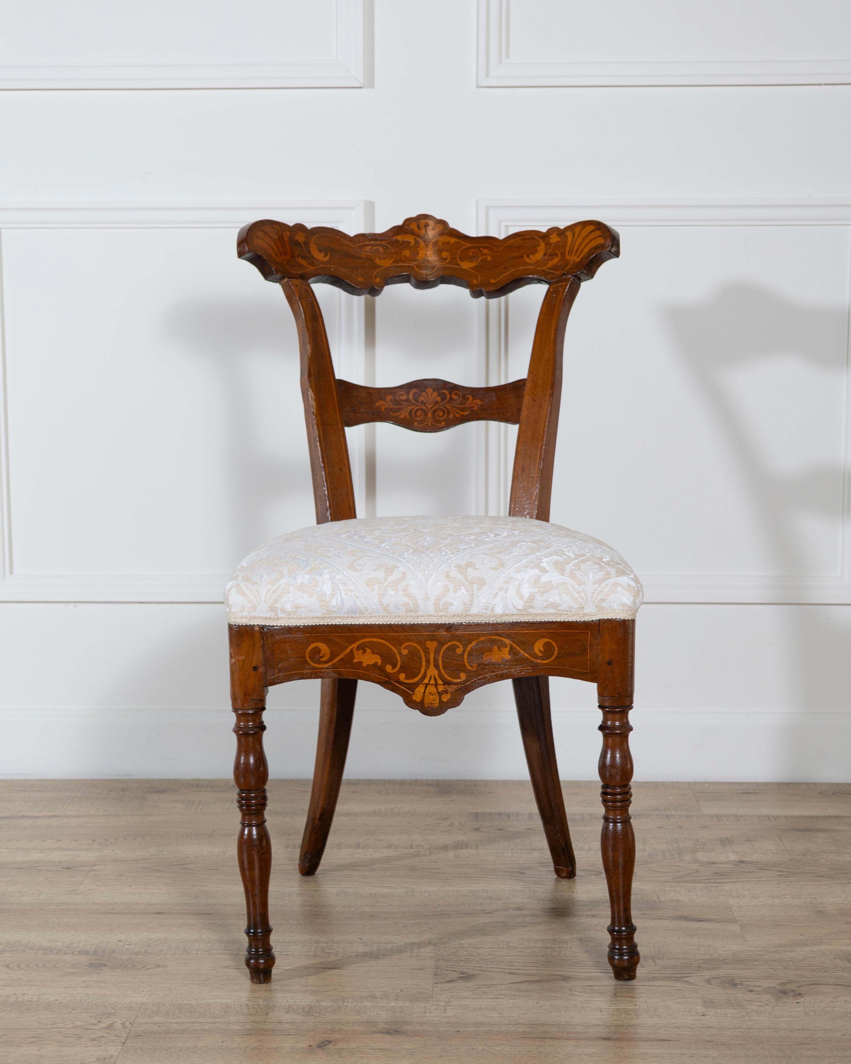 Walnut Set of Four Early 19th-Century Charles X Inlaid Chairs For Sale