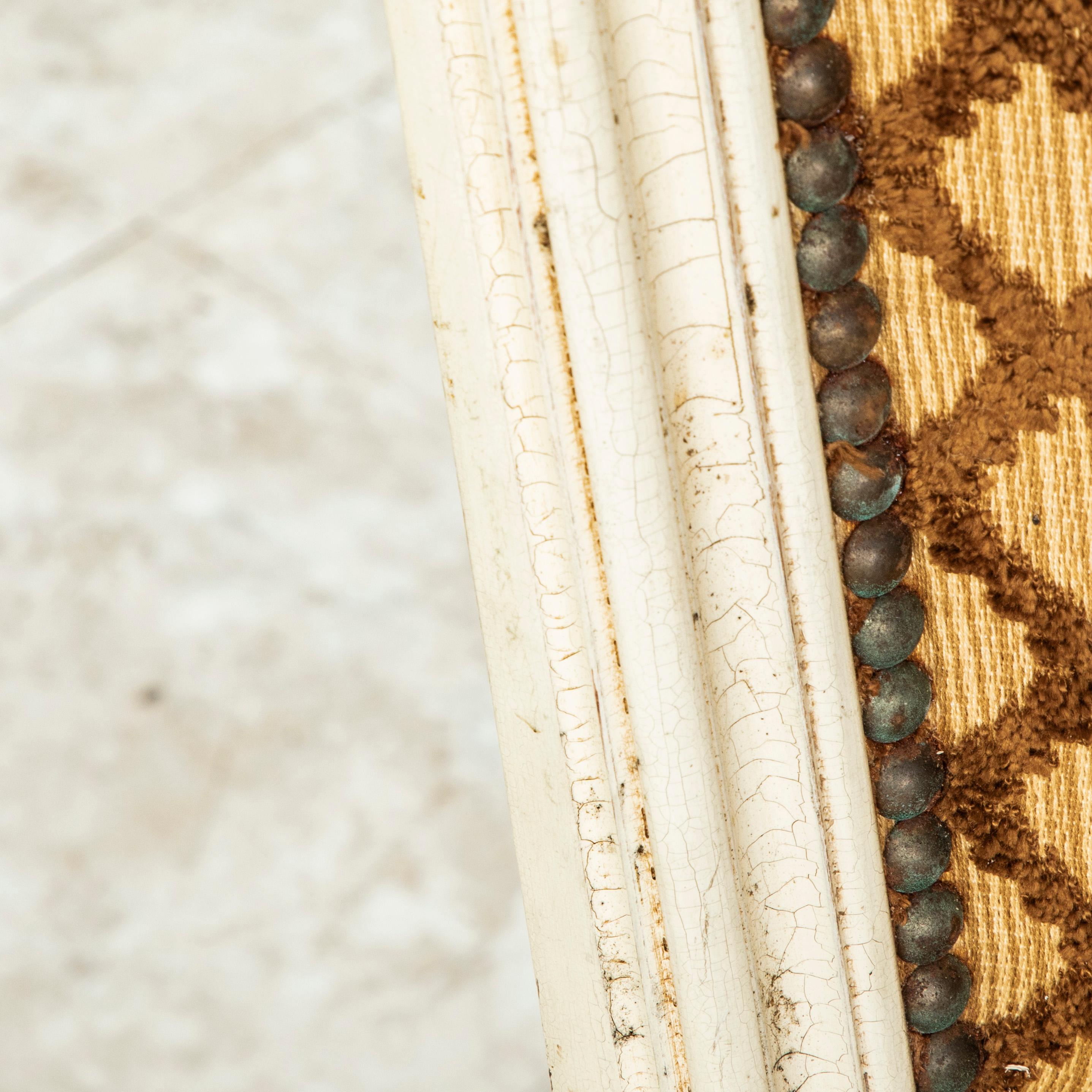 Set of Four Early 20th Century French Louis XVI Style Painted Side Chairs im Angebot 10