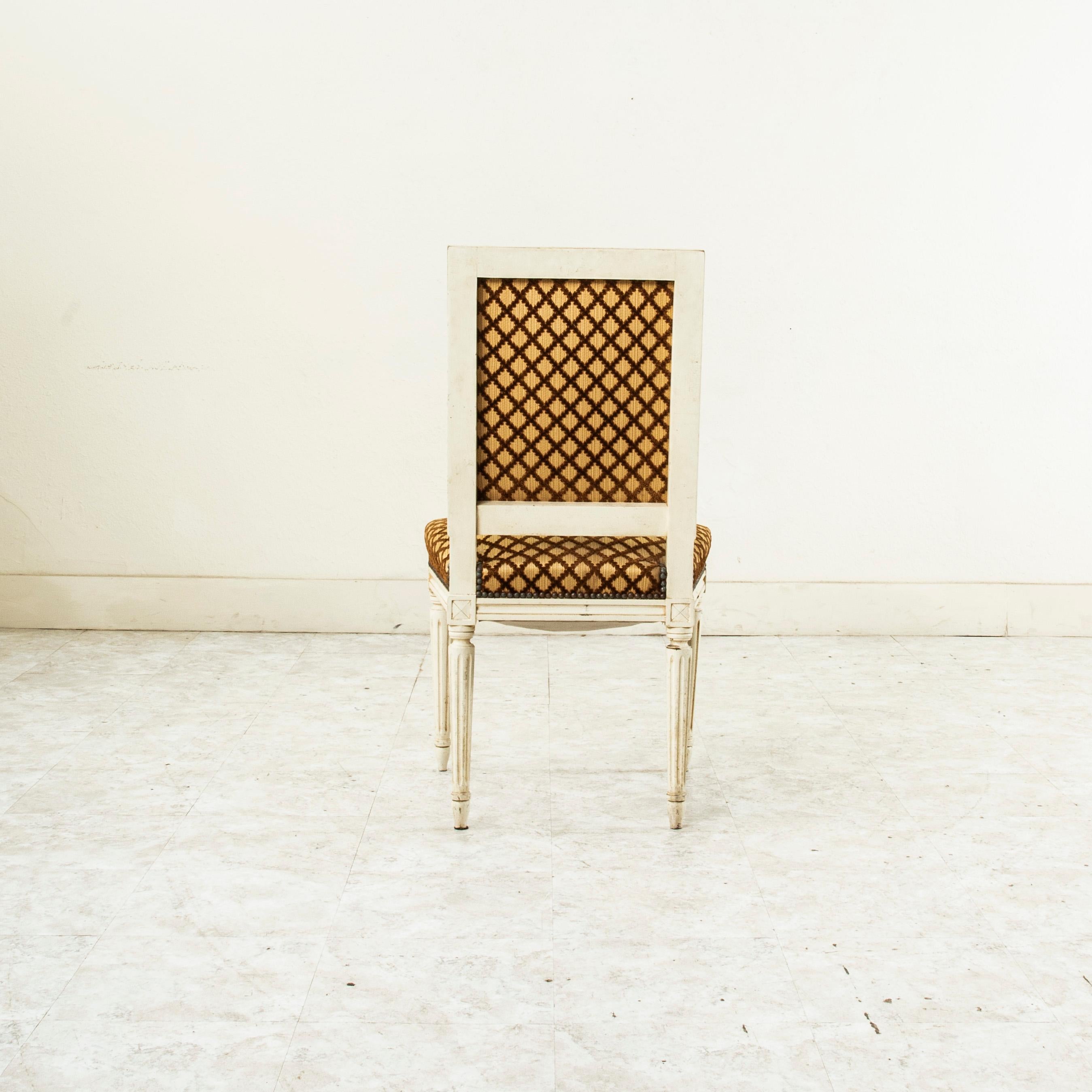 Set of Four Early 20th Century French Louis XVI Style Painted Side Chairs im Zustand „Gut“ im Angebot in Fayetteville, AR