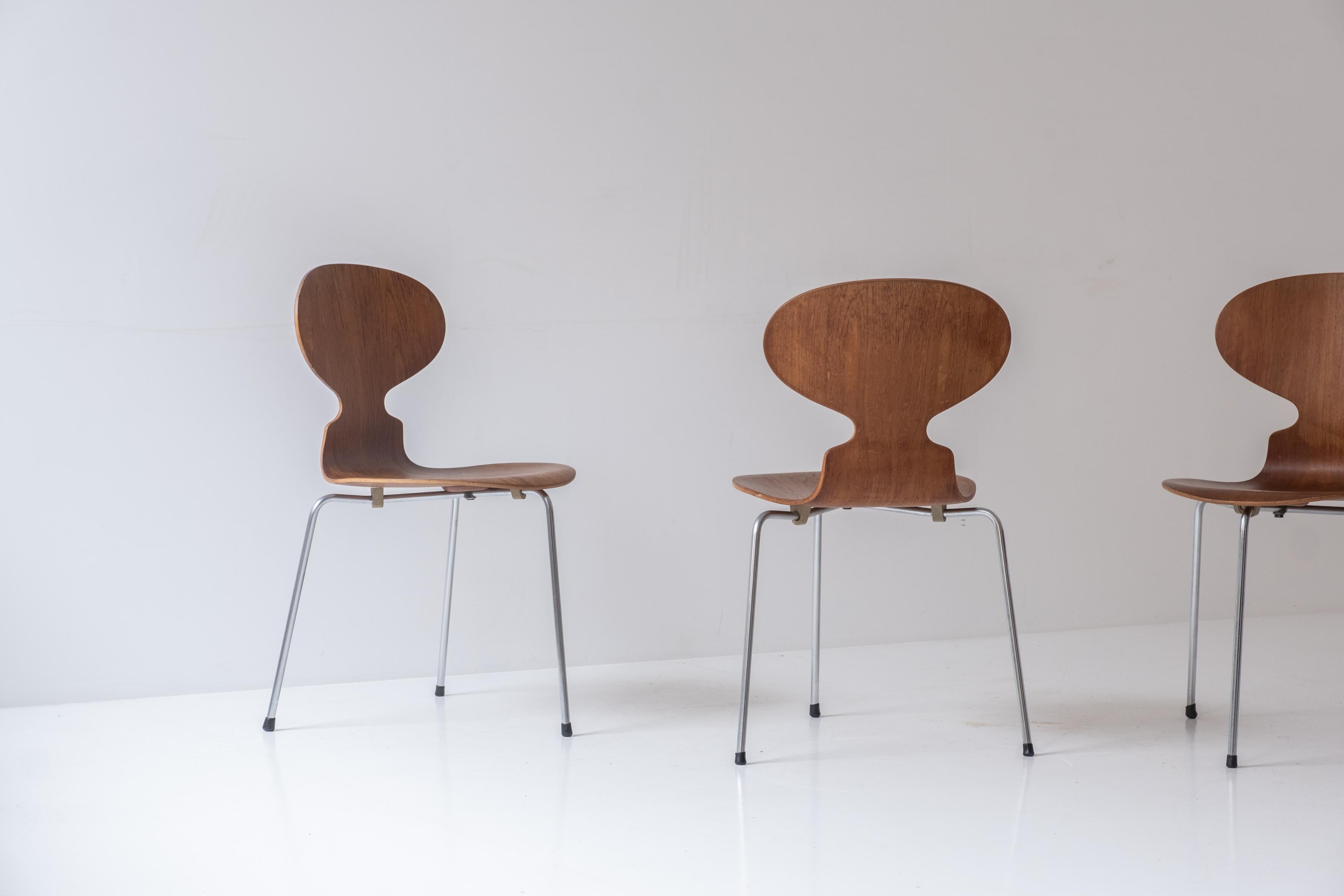 Danish Set of four early ‘Ant’ chairs by Arne Jacobsen for Fritz Hansen, Denmark 1951