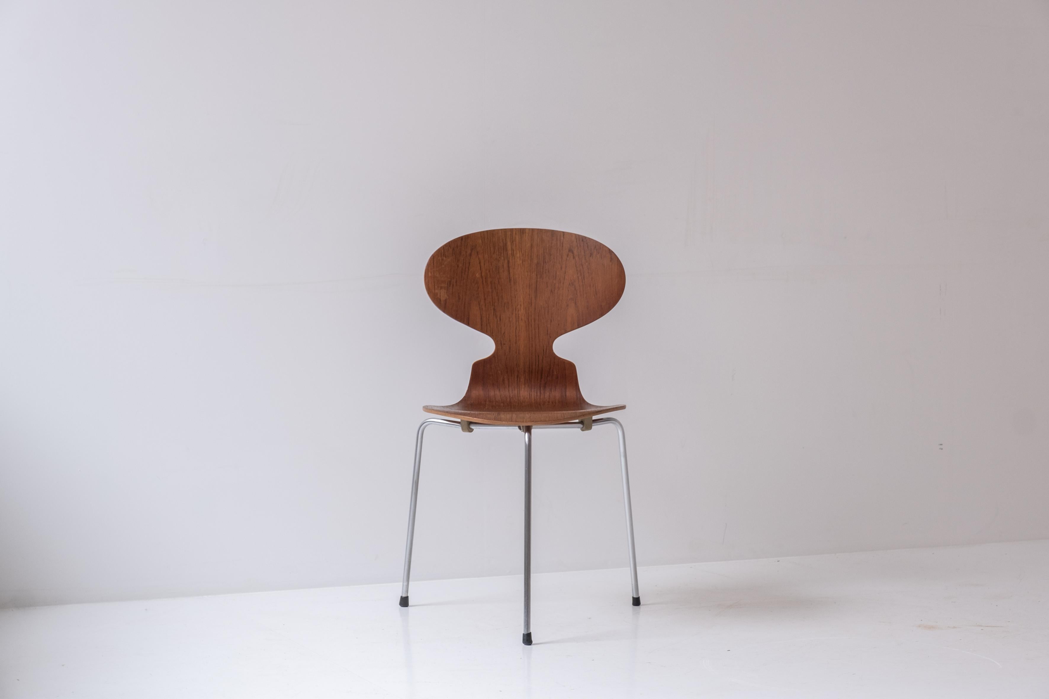 Mid-20th Century Set of four early ‘Ant’ chairs by Arne Jacobsen for Fritz Hansen, Denmark 1951 For Sale