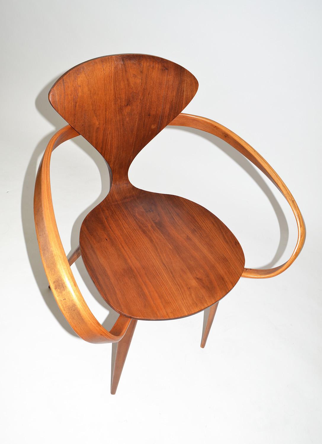 Set of Four Early Pretzel Chairs by Norman Cherner 'Bernardo' for Plycraft, USA For Sale 1