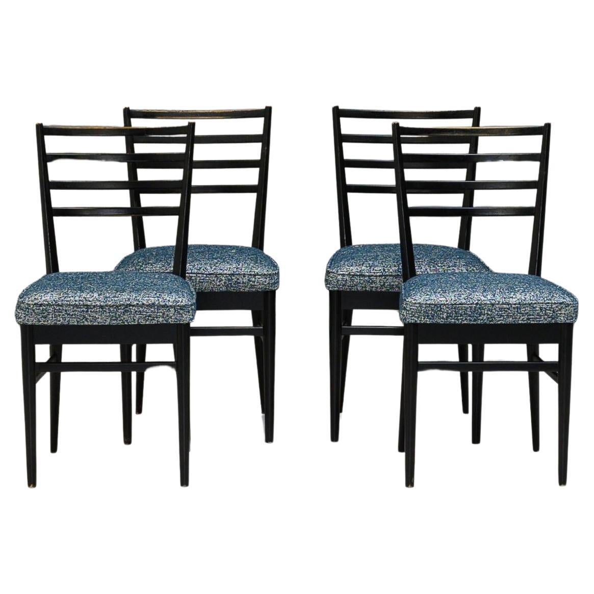 Set di quattro sedie da pranzo ebanizzate