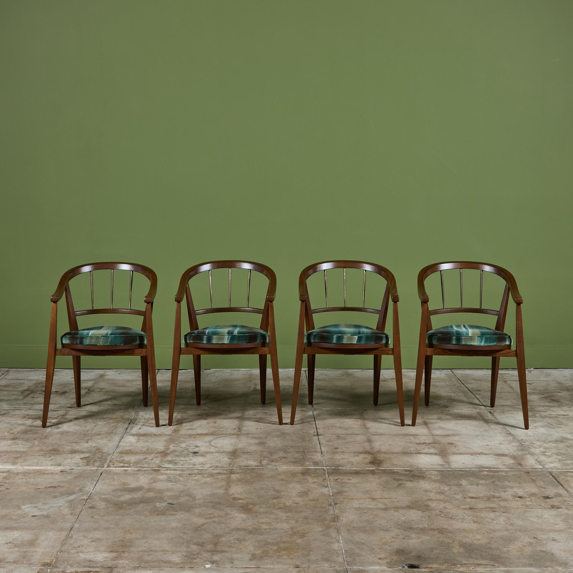 Mid-Century Modern Ensemble de quatre chaises de salle à manger Edward Wormley pour Dunbar en vente