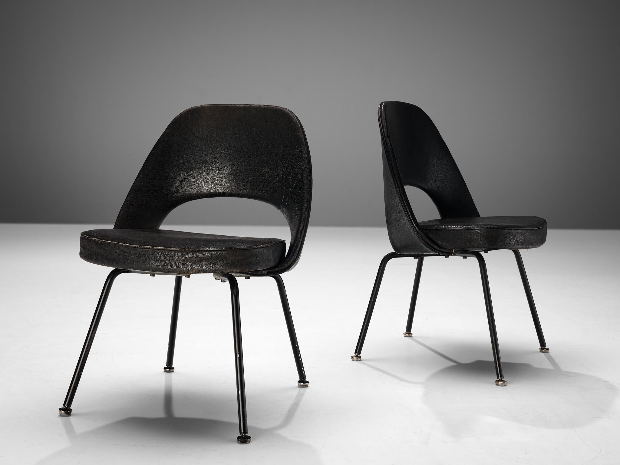Satz von vier Esszimmerstühlen von Eero Saarinen für Knoll International (Moderne der Mitte des Jahrhunderts) im Angebot