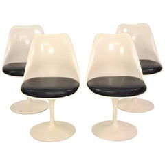 Set of Four Eero Saarinen for Knoll Tulip Armless Dining Chairs