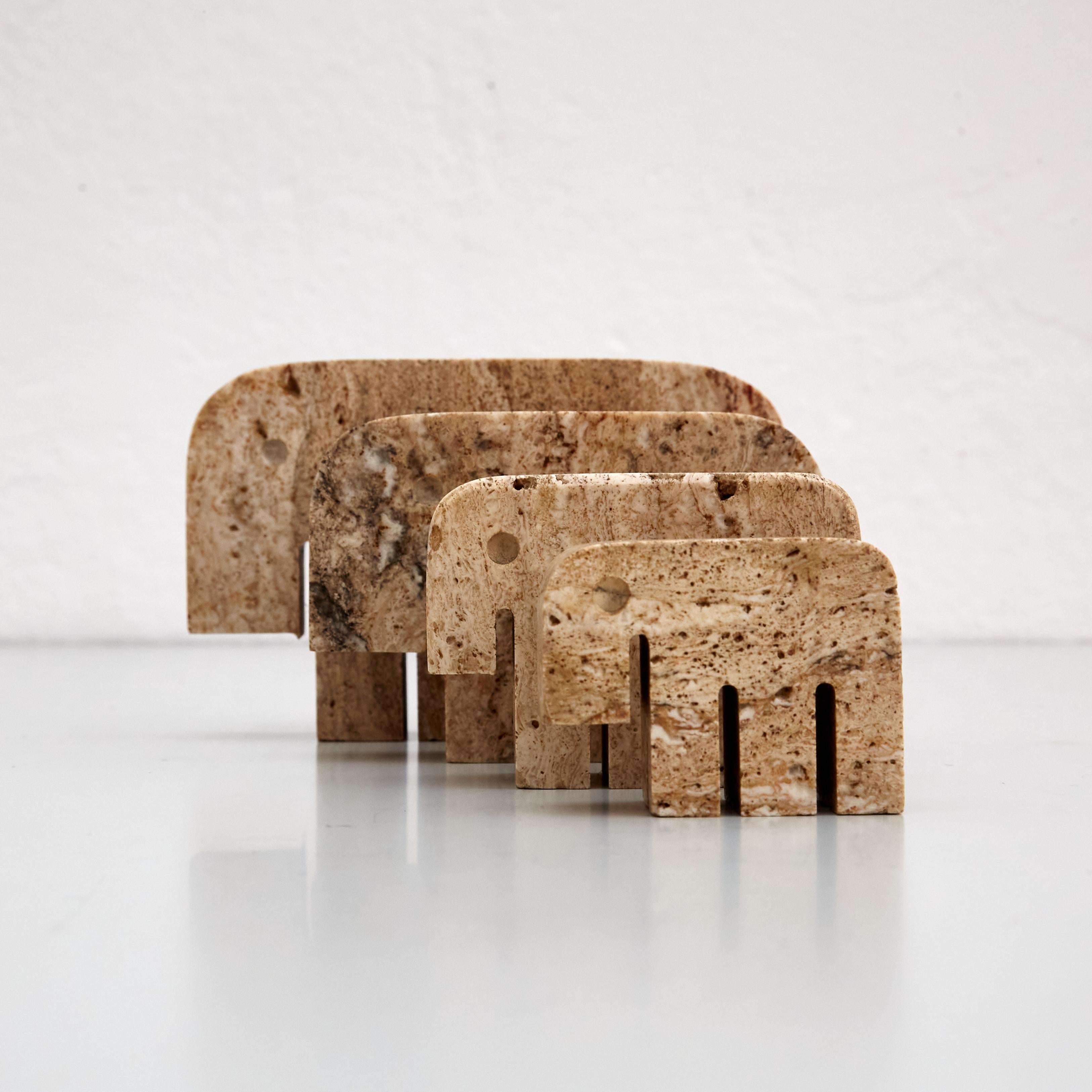 Set of Four Elephants Sculpture Travertine by Fratelli Mannelli, circa 1970 For Sale 2