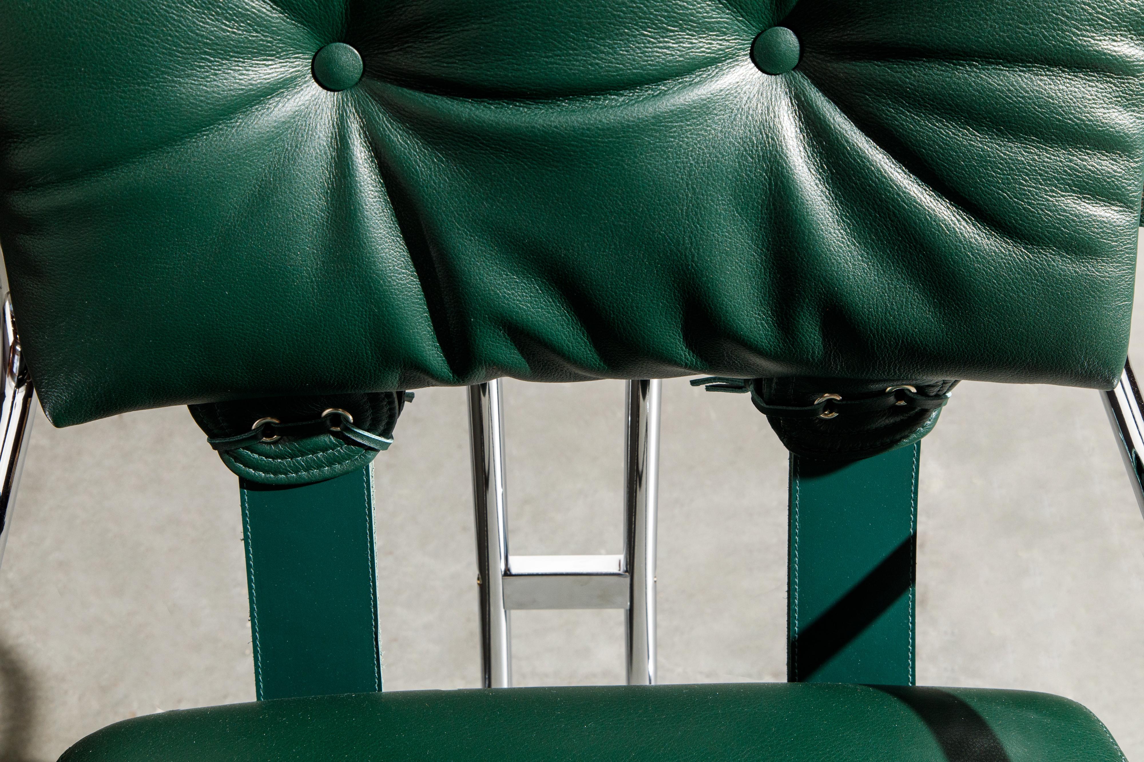 Set of Four Emerald Green Leather Tucroma Chairs by Guido Faleschini for Mariani 7