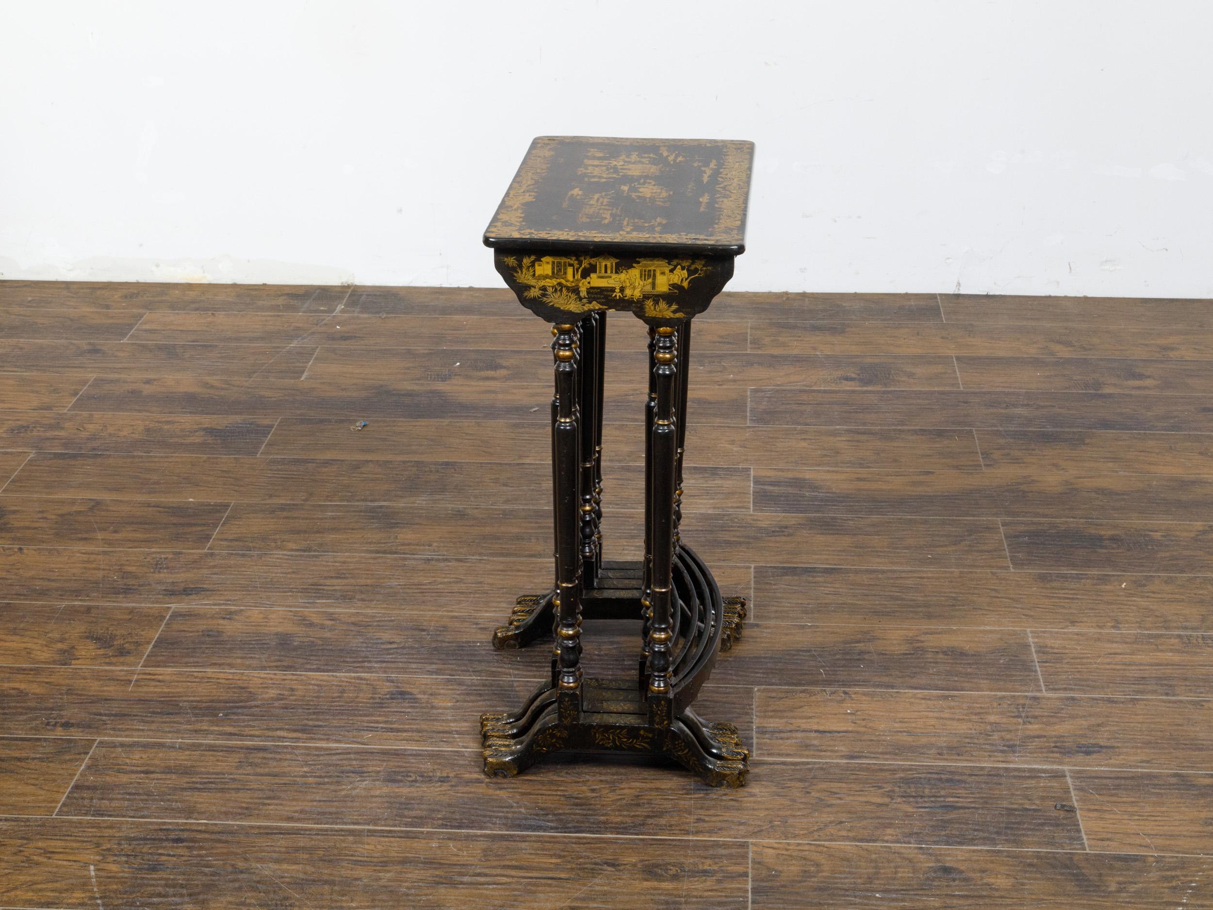 Set of Four English Chinoiserie 19th Century Black and Gold Nesting Tables  In Good Condition For Sale In Atlanta, GA