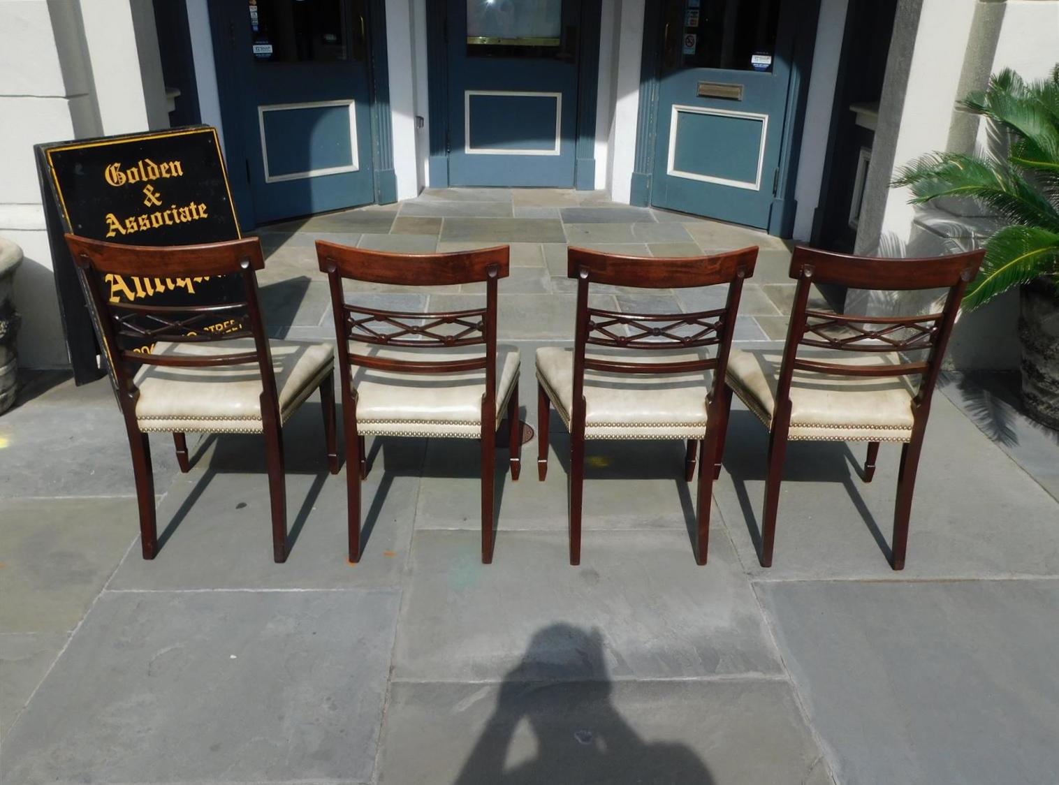 Set of Four English Regency Mahogany Dining Room Chairs, Circa 1810 For Sale 4