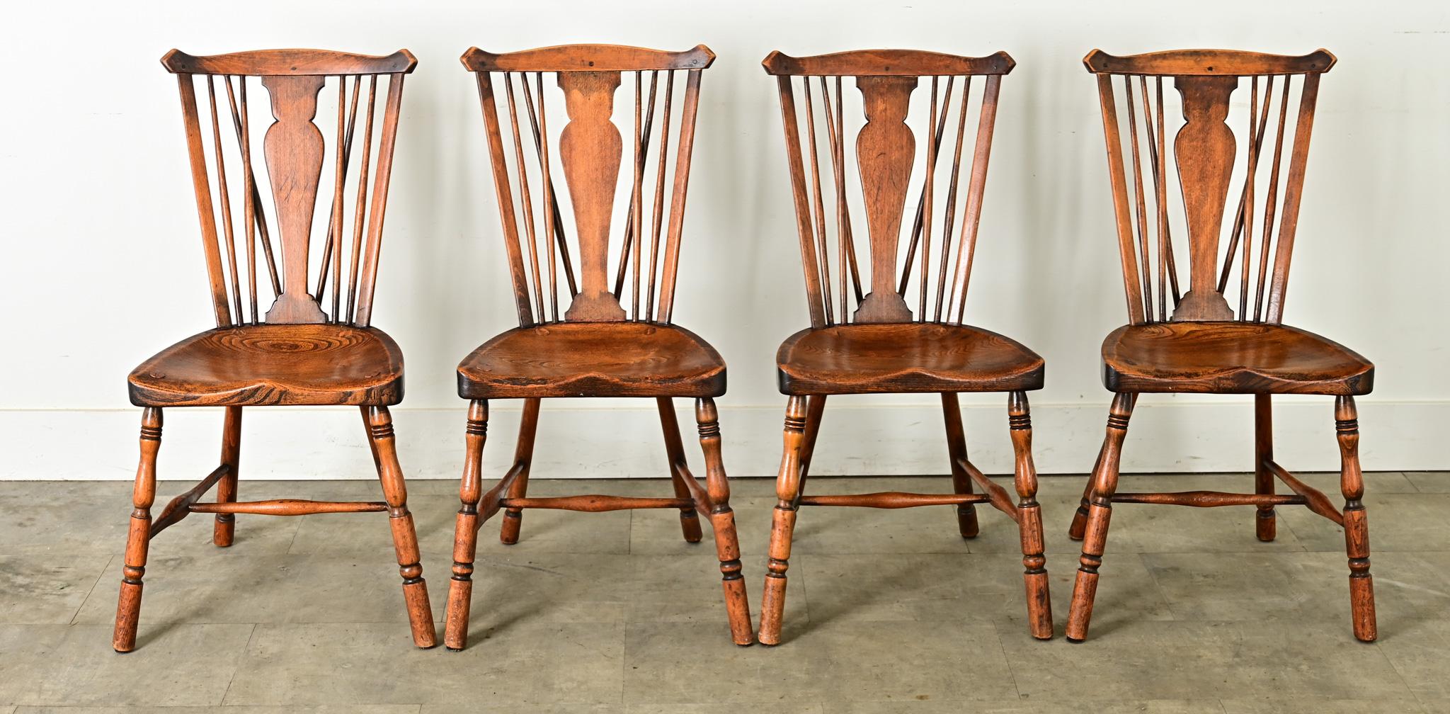 Inglese Set di quattro sedie Windsor inglesi in vendita