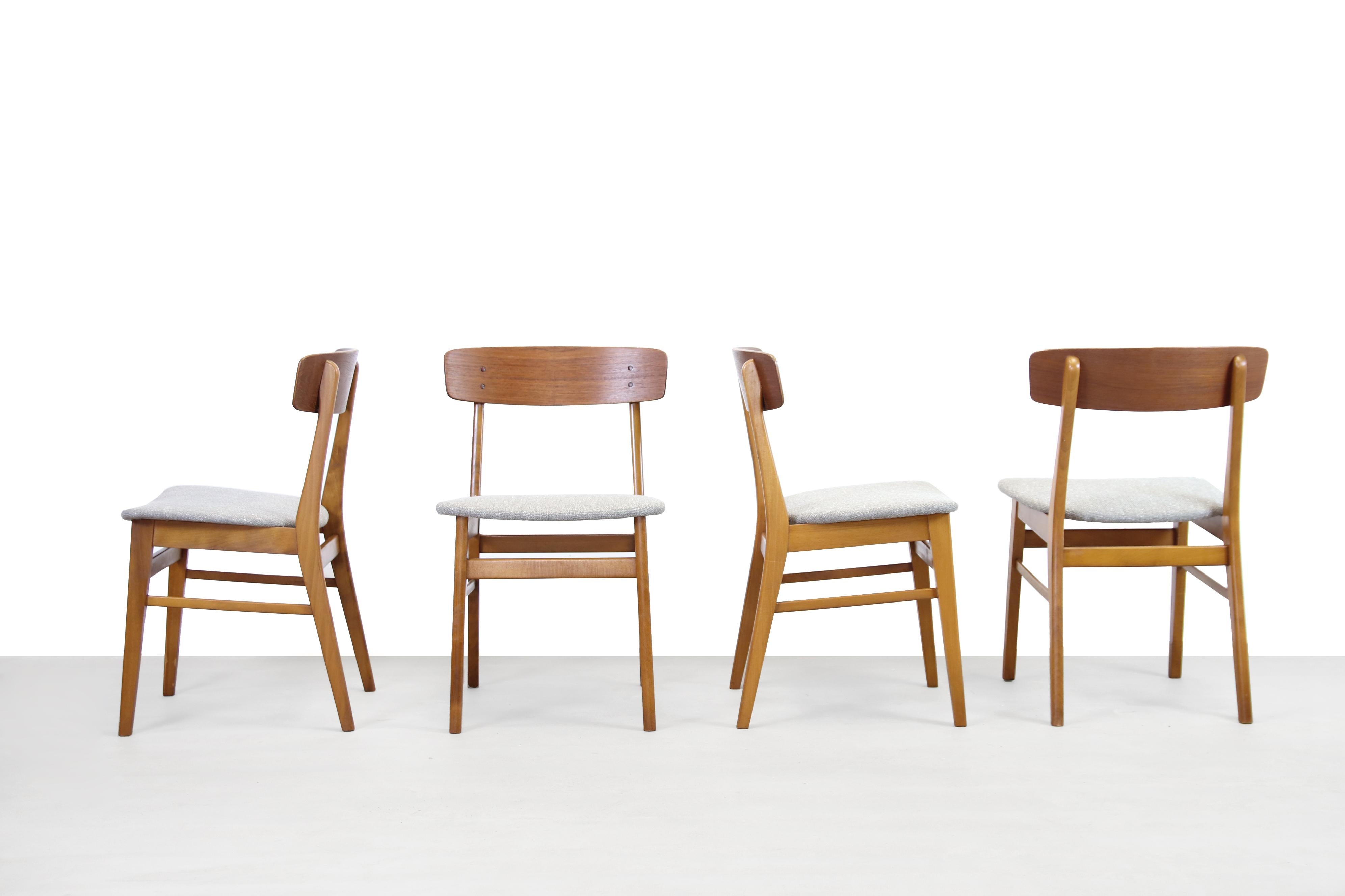 Beautiful set of 4 Farstrup dining room chairs from Denmark, 1970's. These chairs are made of solid beech wooden frame and teak plywood backrests. The seats are upholstered with beautiful coarse gray beige fabric. These Farstrup chairs are very