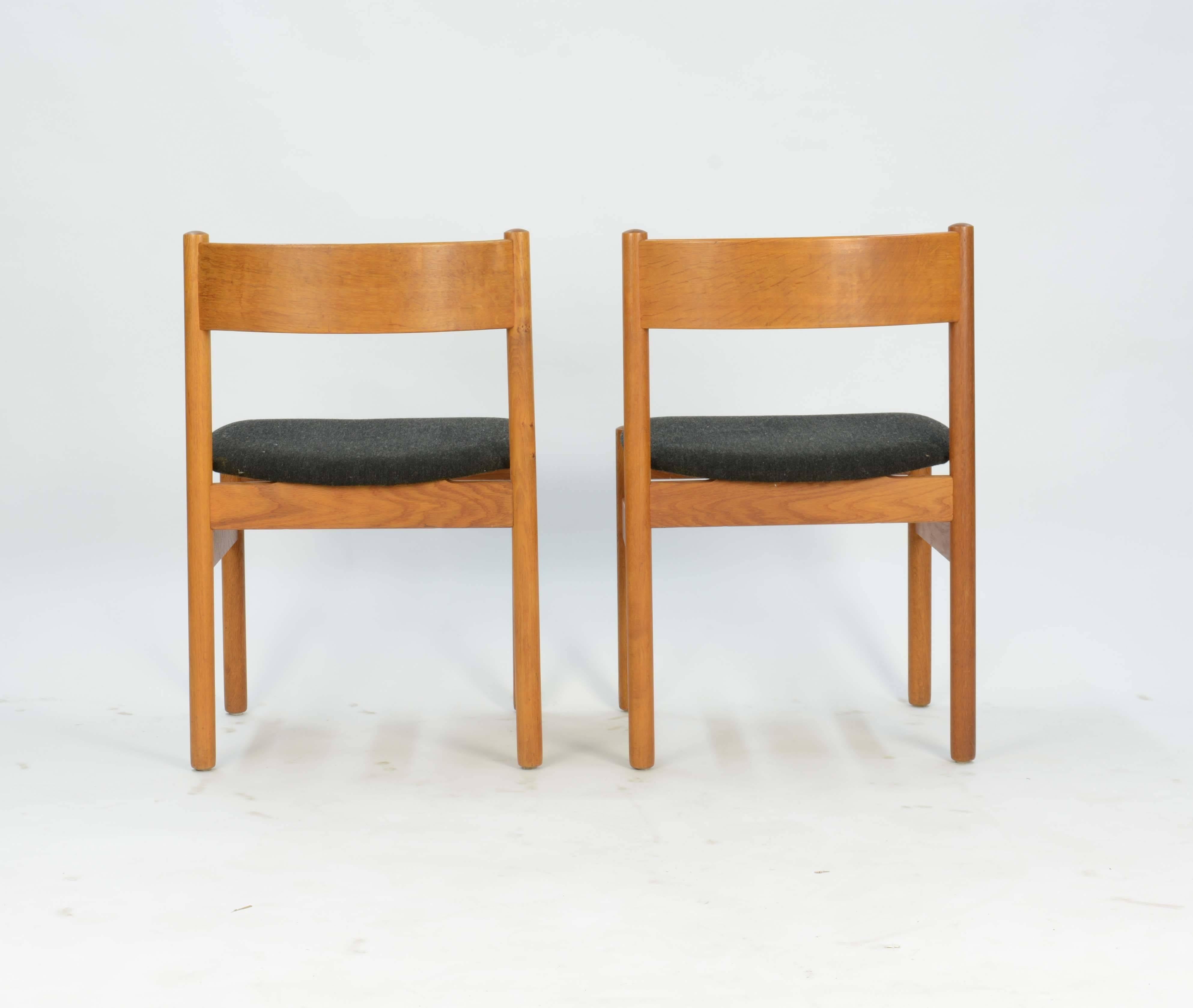 Set of Four FDB Mobler Floating Seat Dining Chairs after Borge Mogensen In Good Condition In Portland, OR