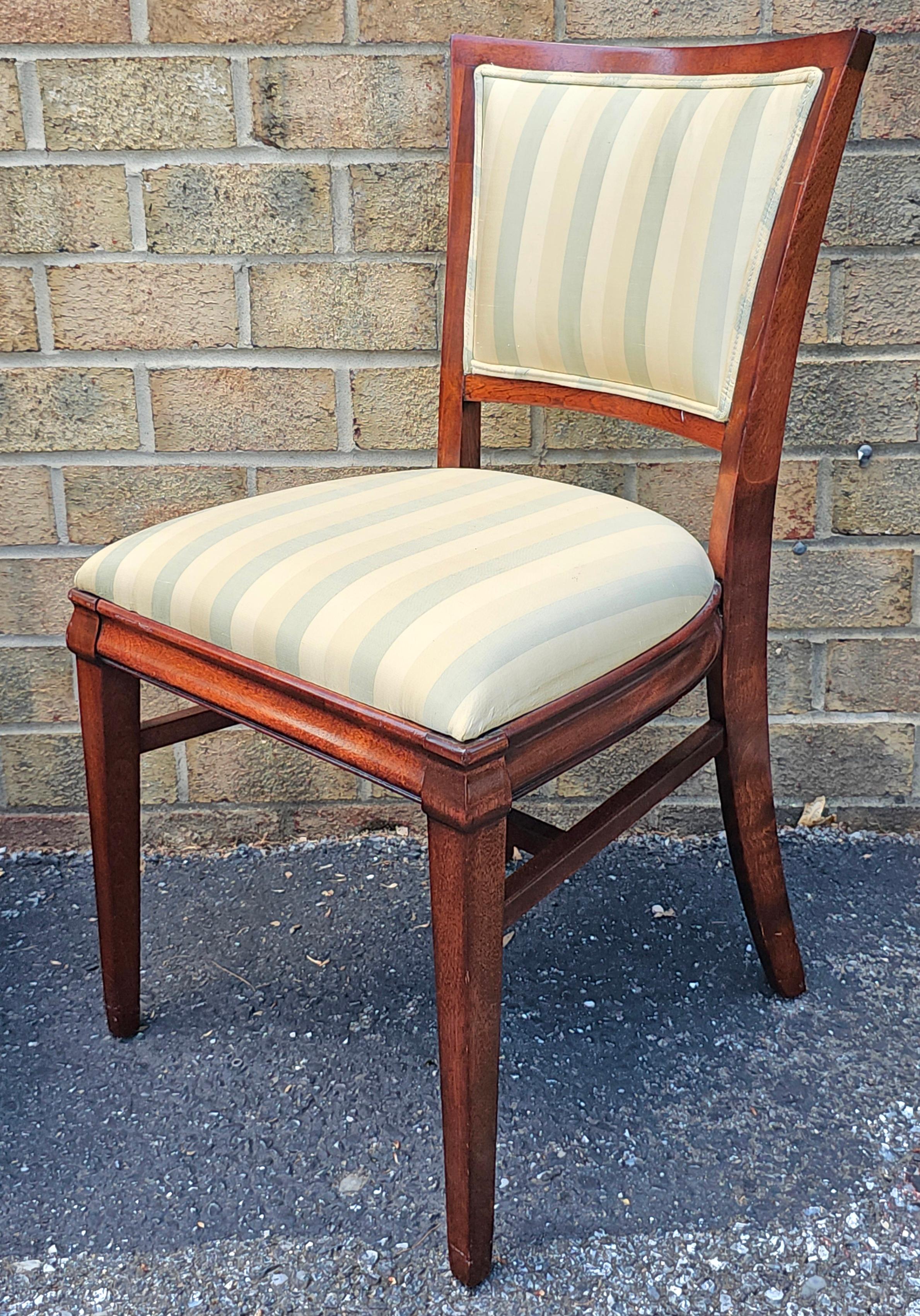 Set of Four Federal Style Solid Mahogany Upholstered Dining Chairs, Refinished in vendita 5