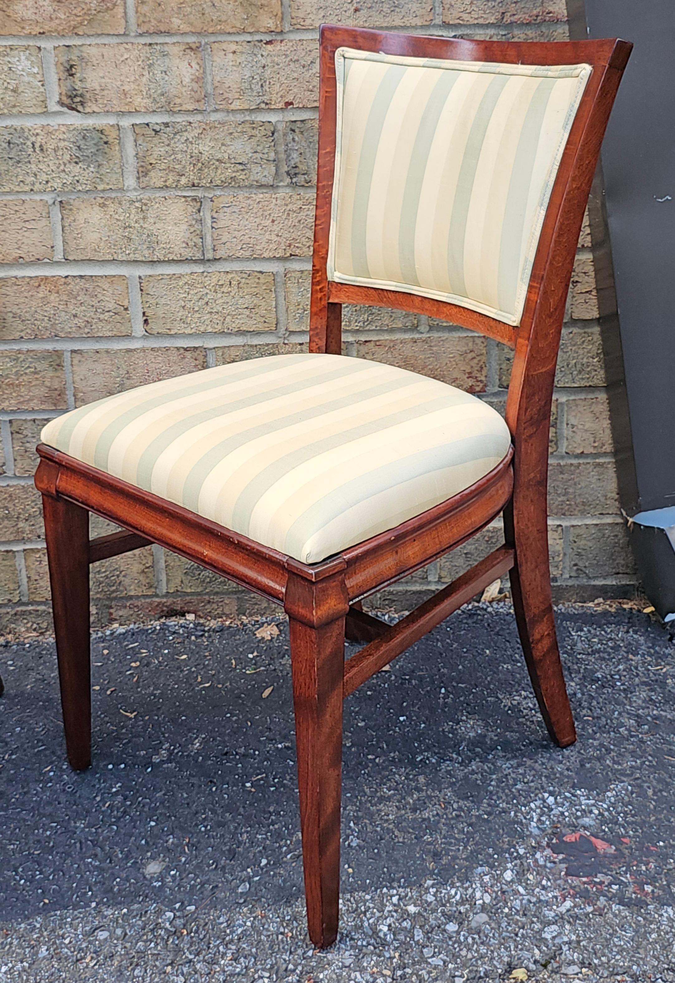 Set of Four Federal Style Solid Mahogany Upholstered Dining Chairs, Refinished in vendita 10