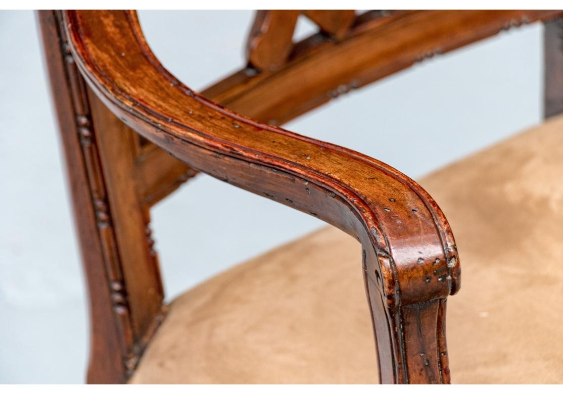 Set di quattro raffinate poltrone europee in vendita 4