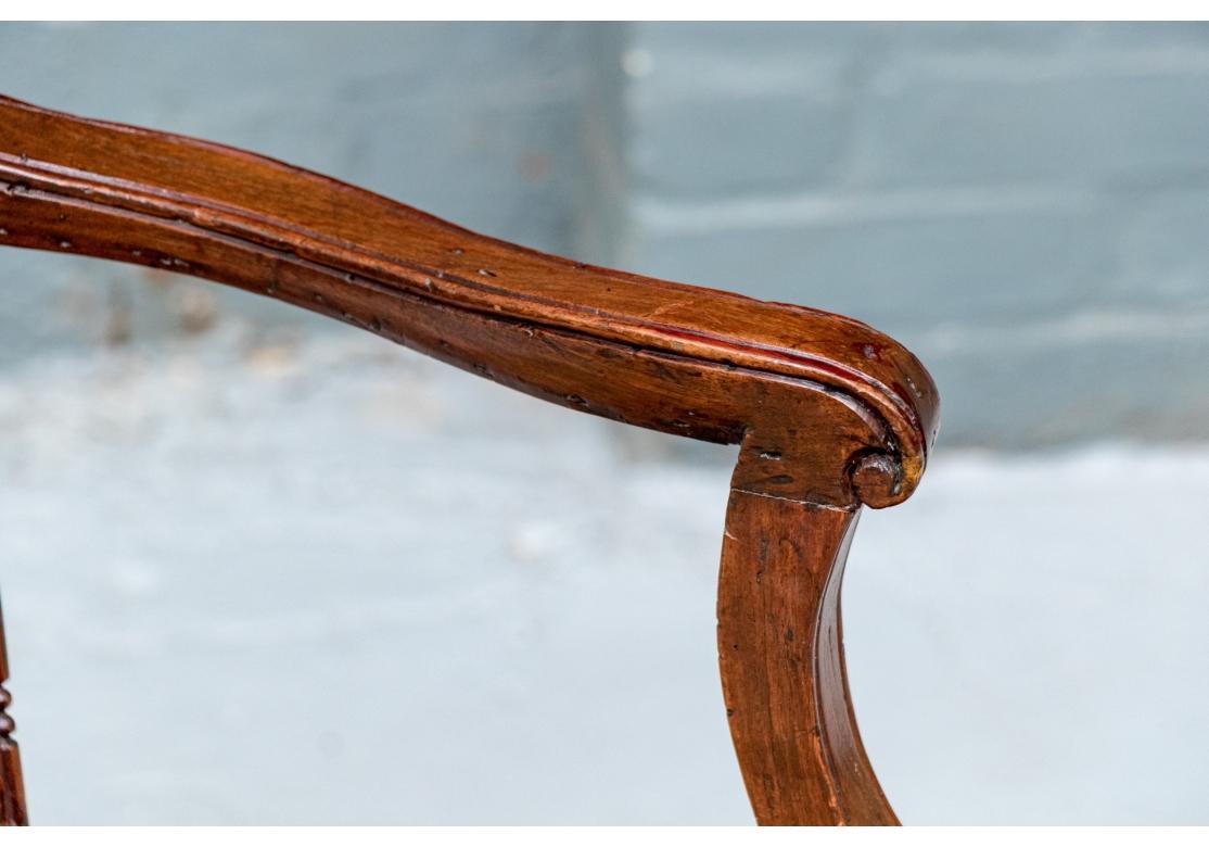 Set di quattro raffinate poltrone europee in vendita 8