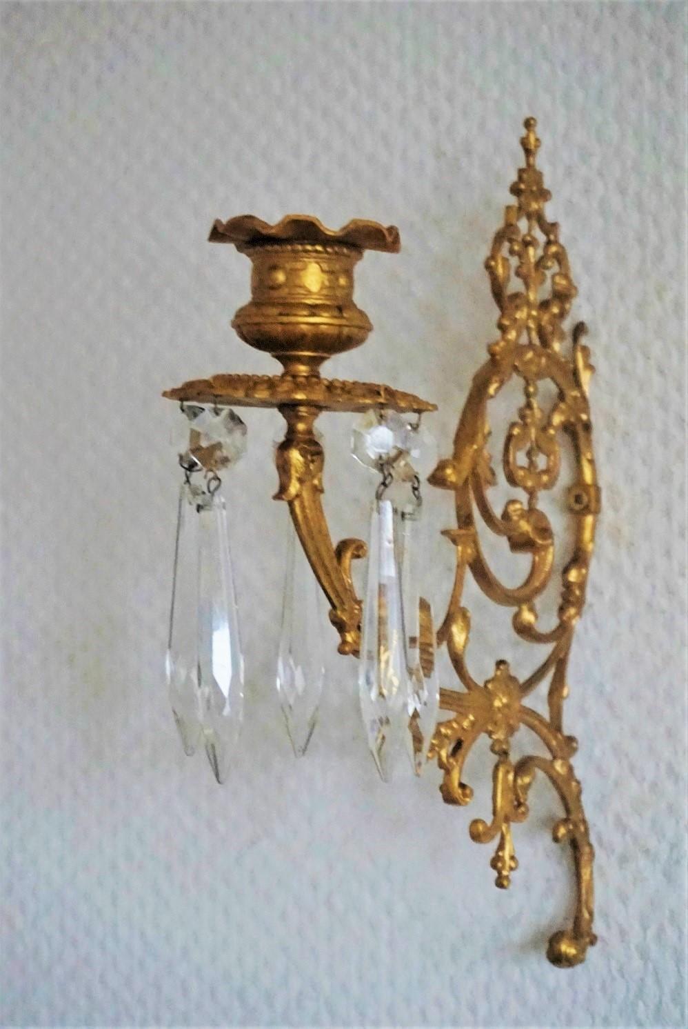 18th Century Set of Four Fine French Louis XVI Period Gold Doré Bronze Candle Wall Sconces For Sale
