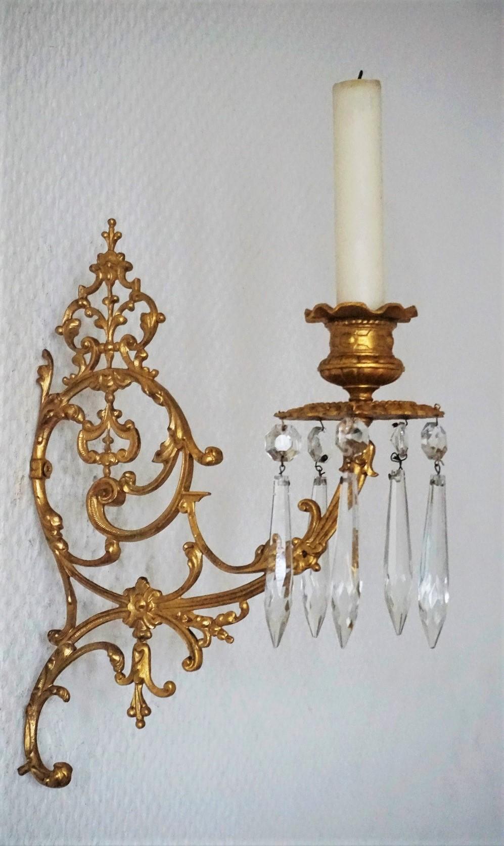 Set of Four Fine French Louis XVI Period Gold Doré Bronze Candle Wall Sconces For Sale 2
