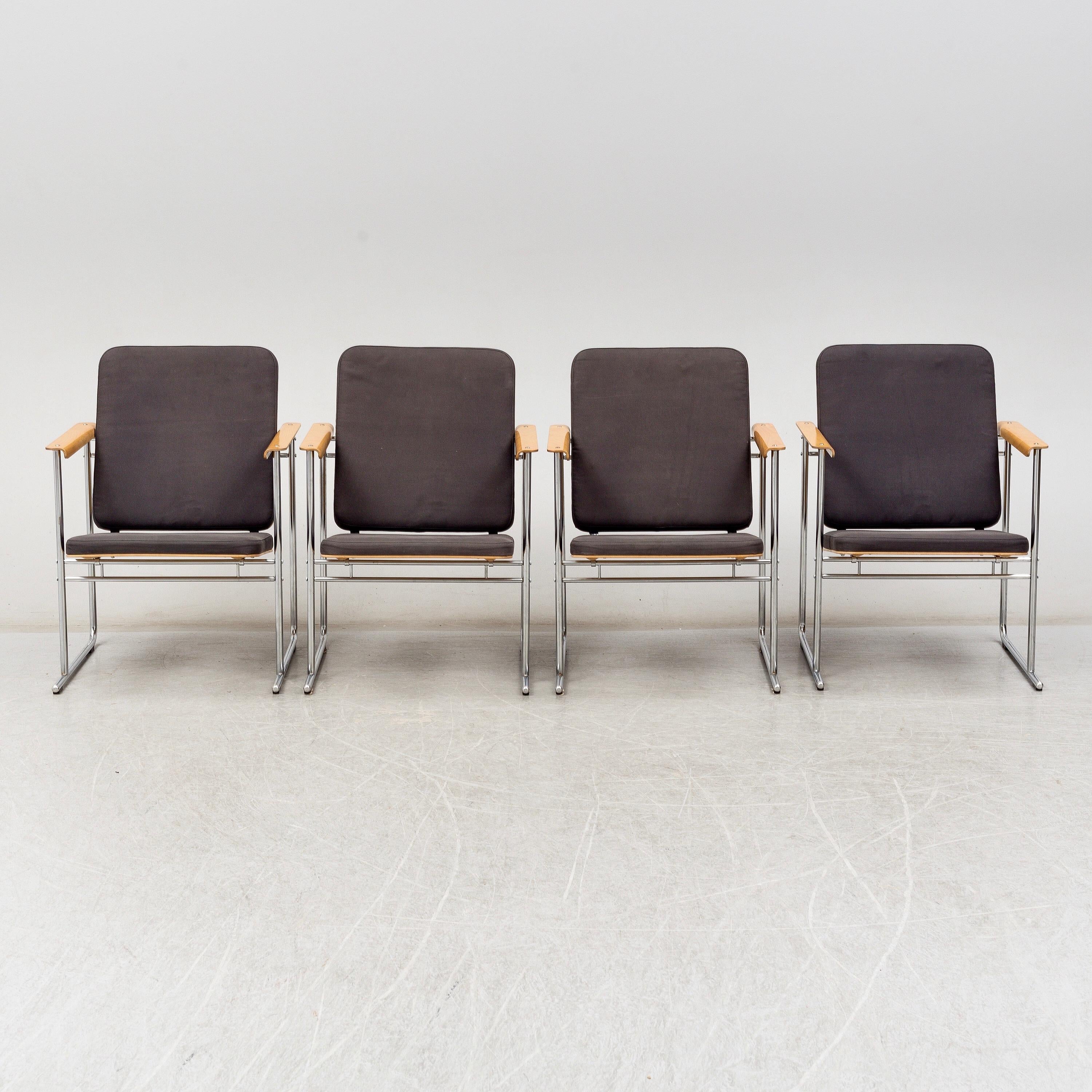 Set of Four Finnish Armchairs Designed by Yrjö Kukkapuro for Avarte Finland In Excellent Condition In Madrid, ES