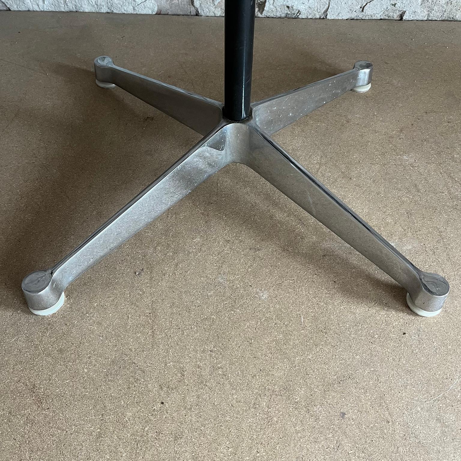 Set of Four First Chrome Base EA 107, Brown Hopsack Upholstery by Herman Miller en vente 1