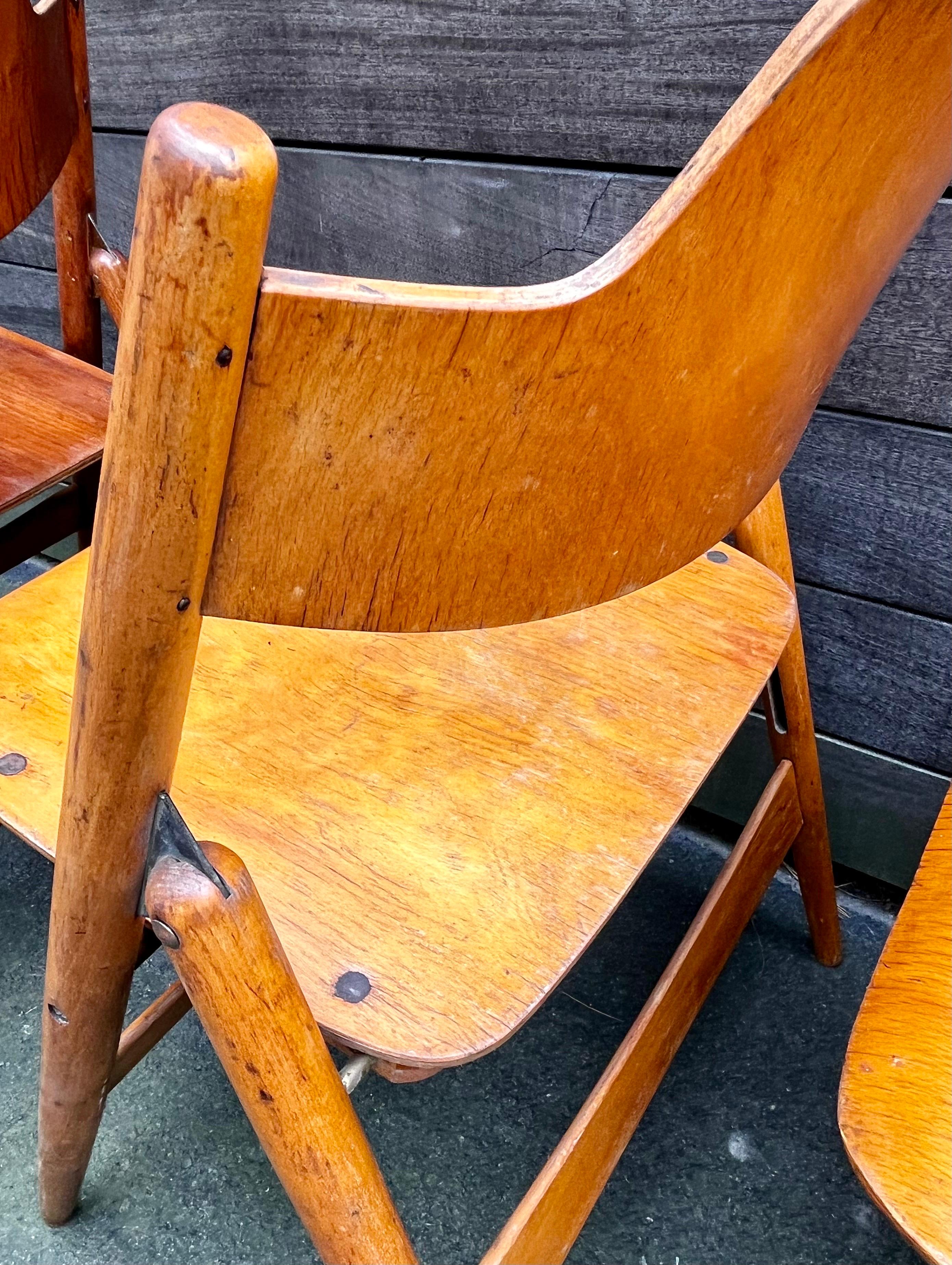 Satz von vier klappbaren Stühlen von Egon Eiermann für Wilde & Spieth, Modell SE18, 1952 im Angebot 2