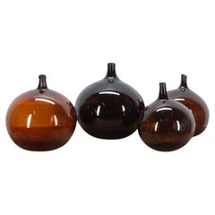 Set di quattro bottiglie da distilleria per liquori francesi del XIX secolo