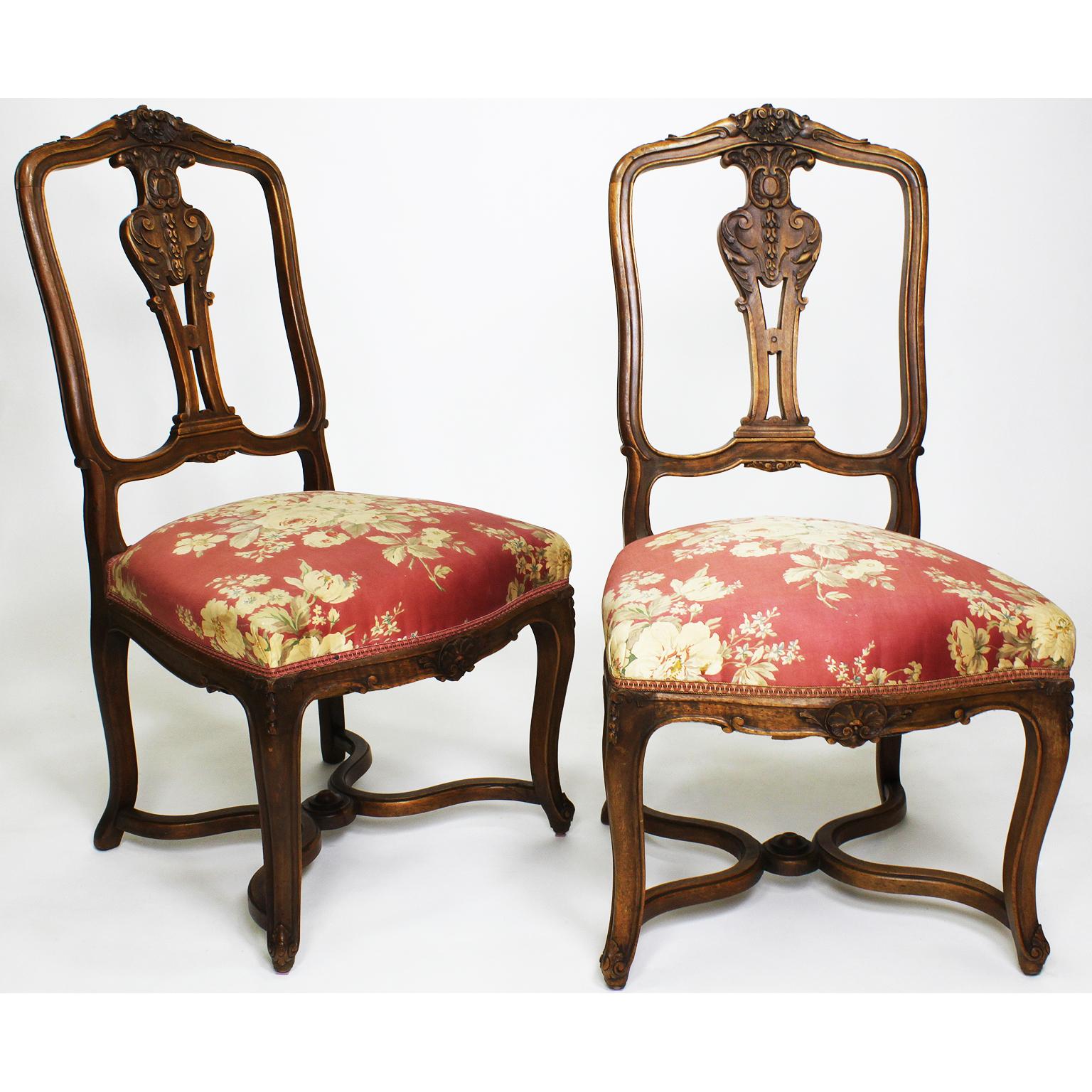 Hand-Carved Set of Four French 19th Century Louis XV Style Carved Walnut Parlor Side Chairs For Sale
