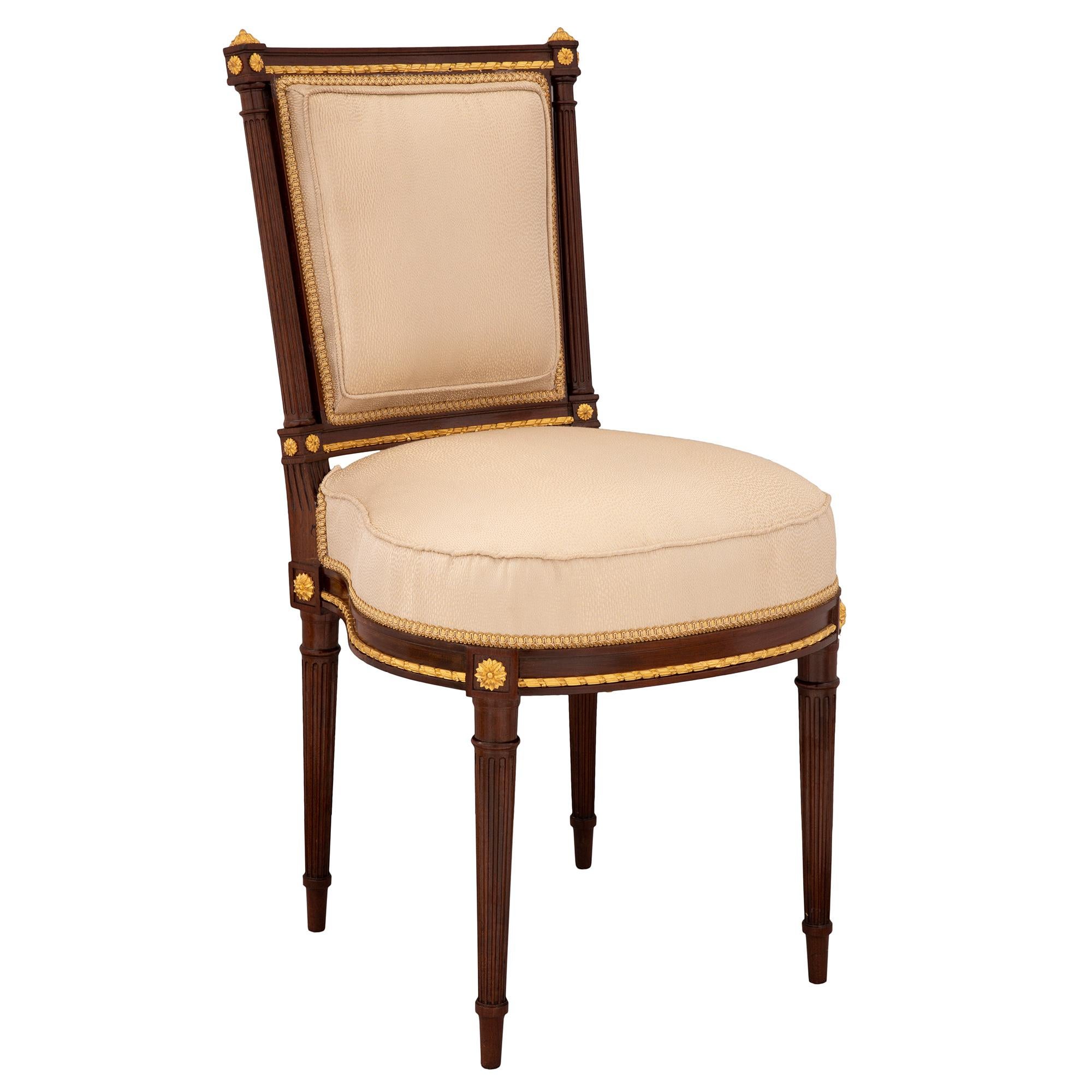 Set of Four French 19th Century Louis XVI St. Mahogany and Giltwood Side Chairs In Good Condition For Sale In West Palm Beach, FL