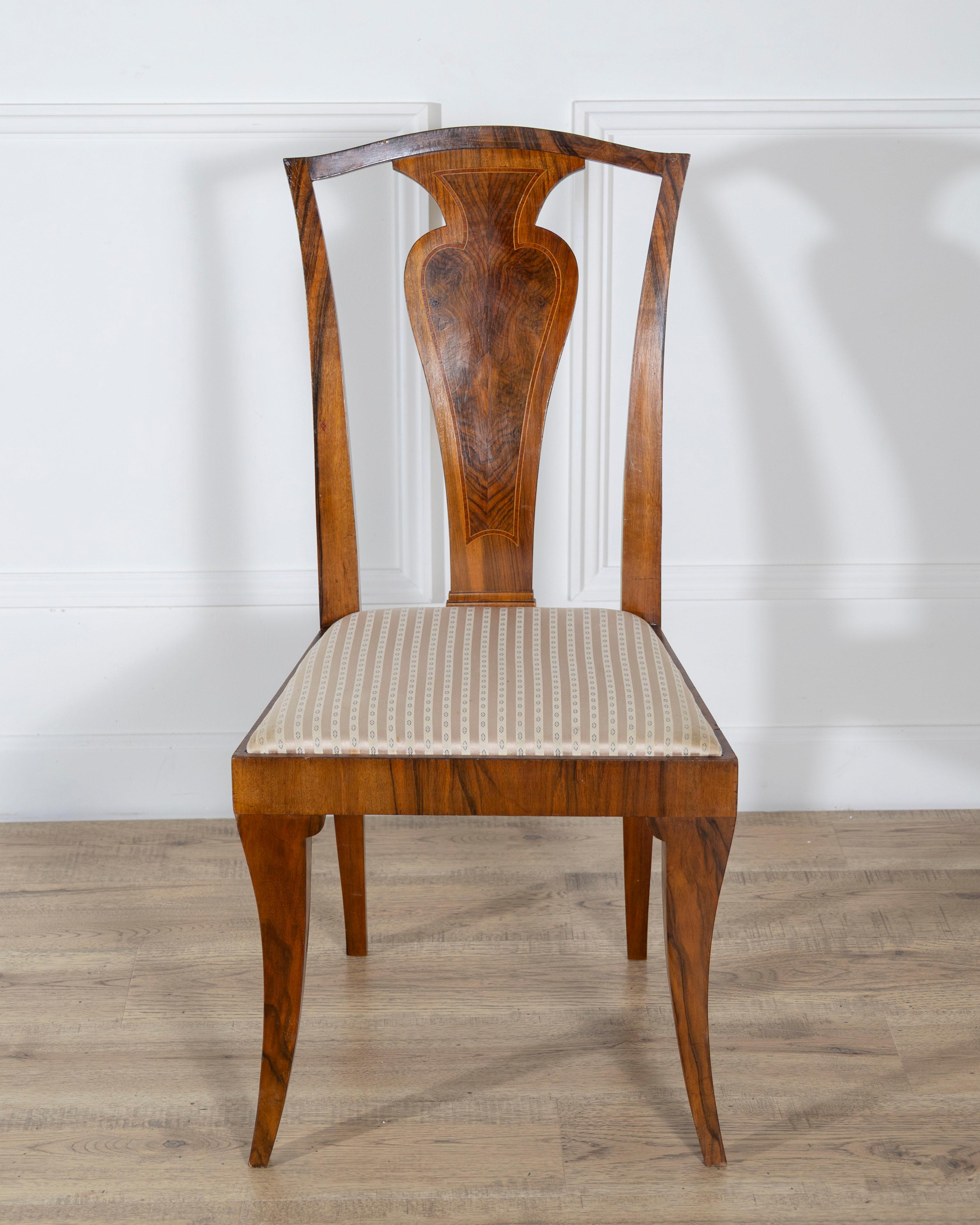 Set of Four French Art Deco Dining Chairs in Walnut and Bois de Rose, circa 1920 In condizioni buone in vendita a Atlanta, GA