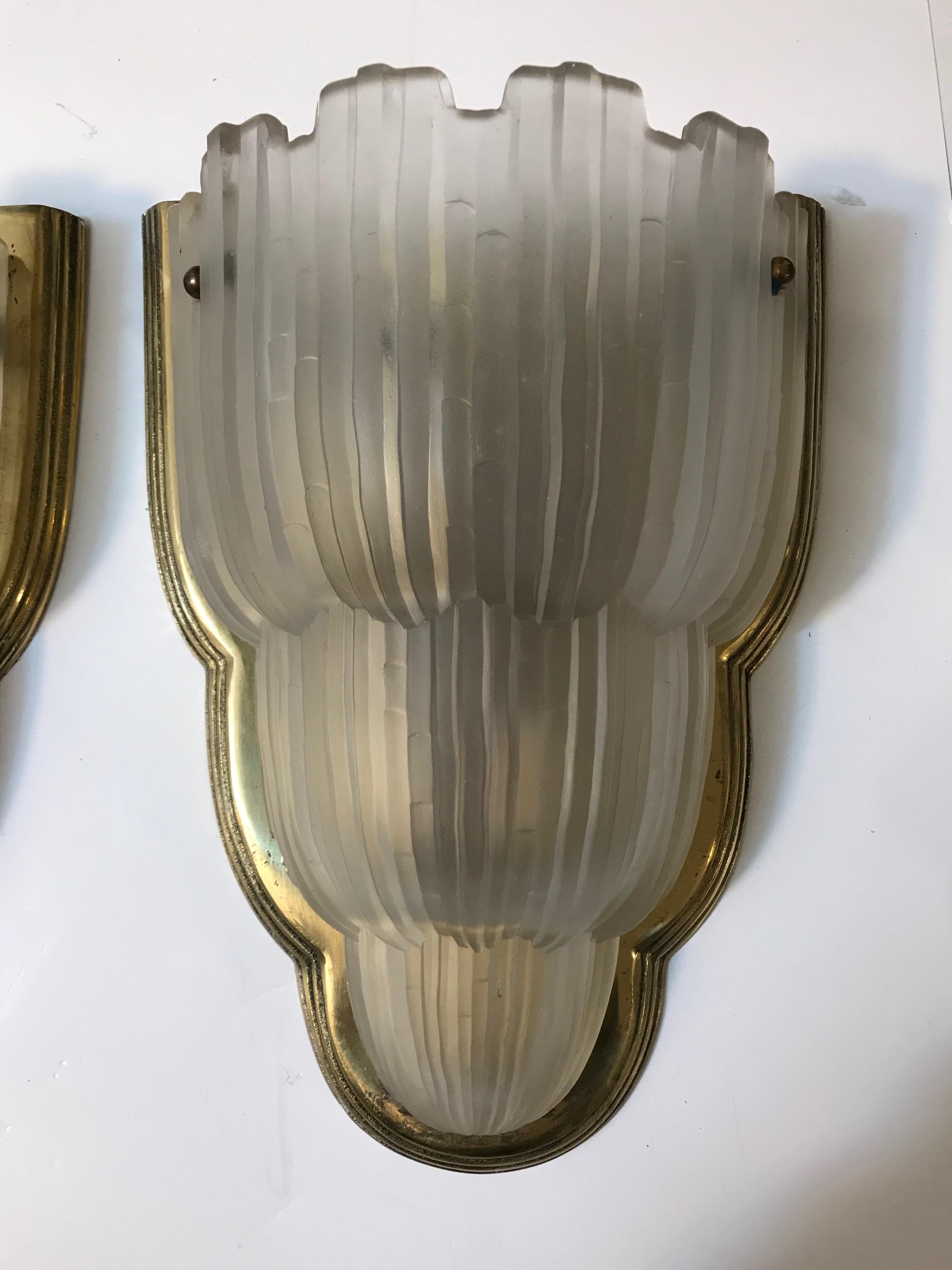 Set of Four French Art Deco Sconces Signed by Sabino In Excellent Condition In North Bergen, NJ