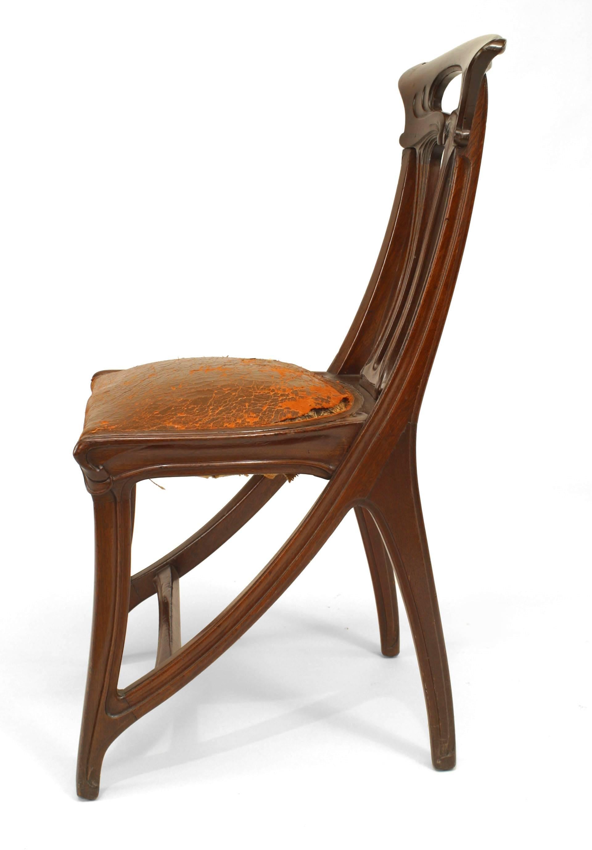 Paire de chaises d'appoint en cuir de style Art nouveau français Bon état - En vente à New York, NY