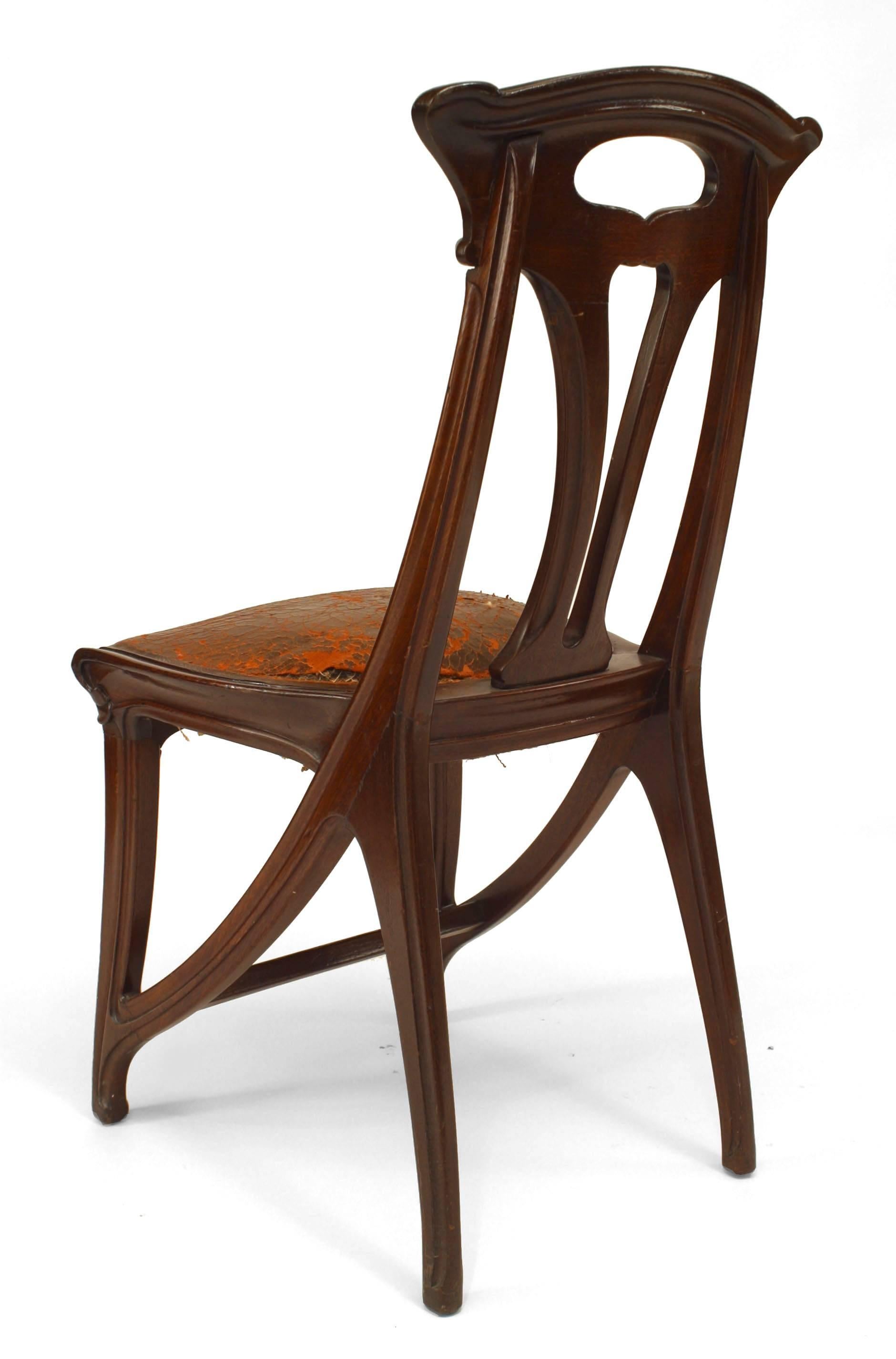 XIXe siècle Paire de chaises d'appoint en cuir de style Art nouveau français en vente