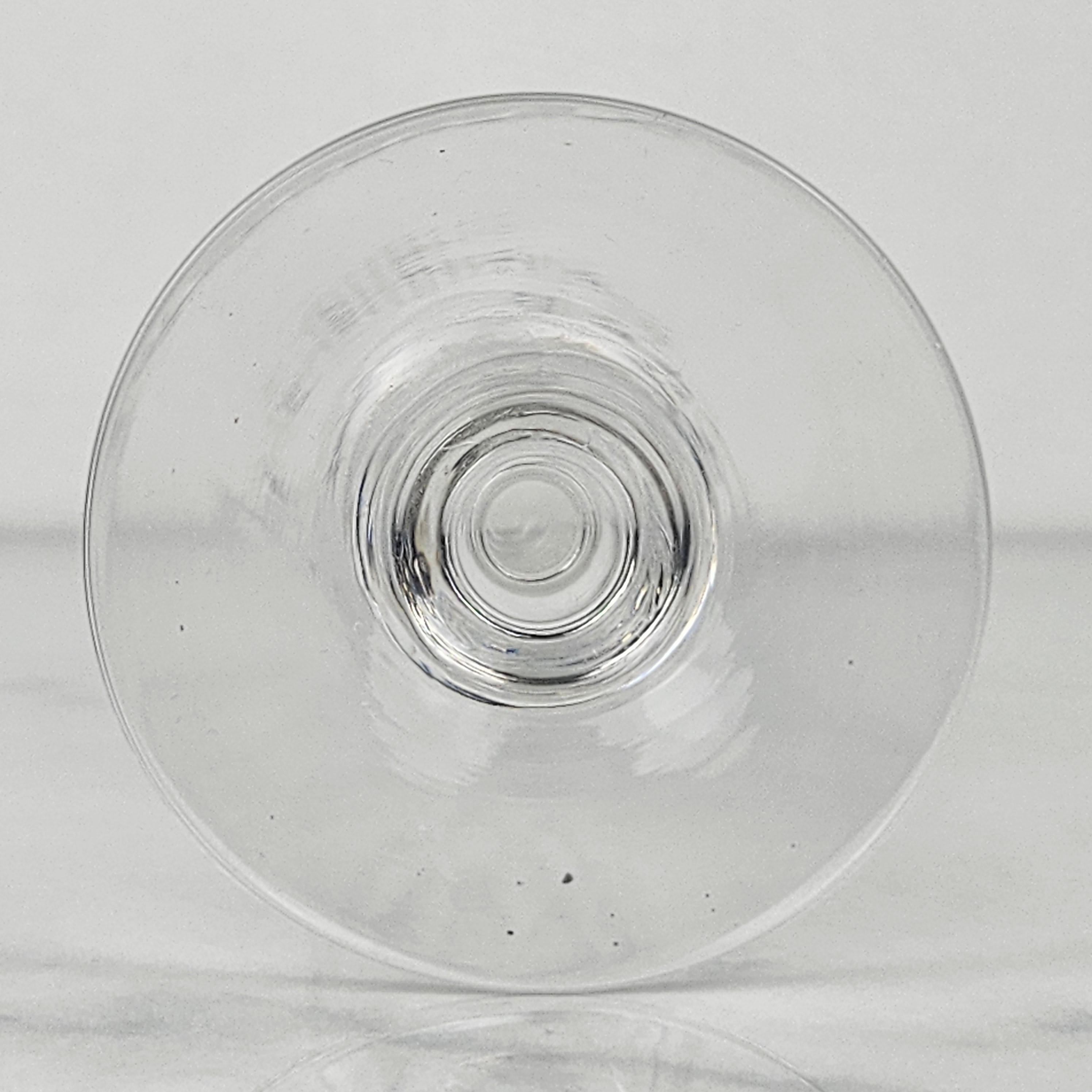 Set of Four French Champagne Flutes in Crystal Glass, Ca. 1890 For Sale 2