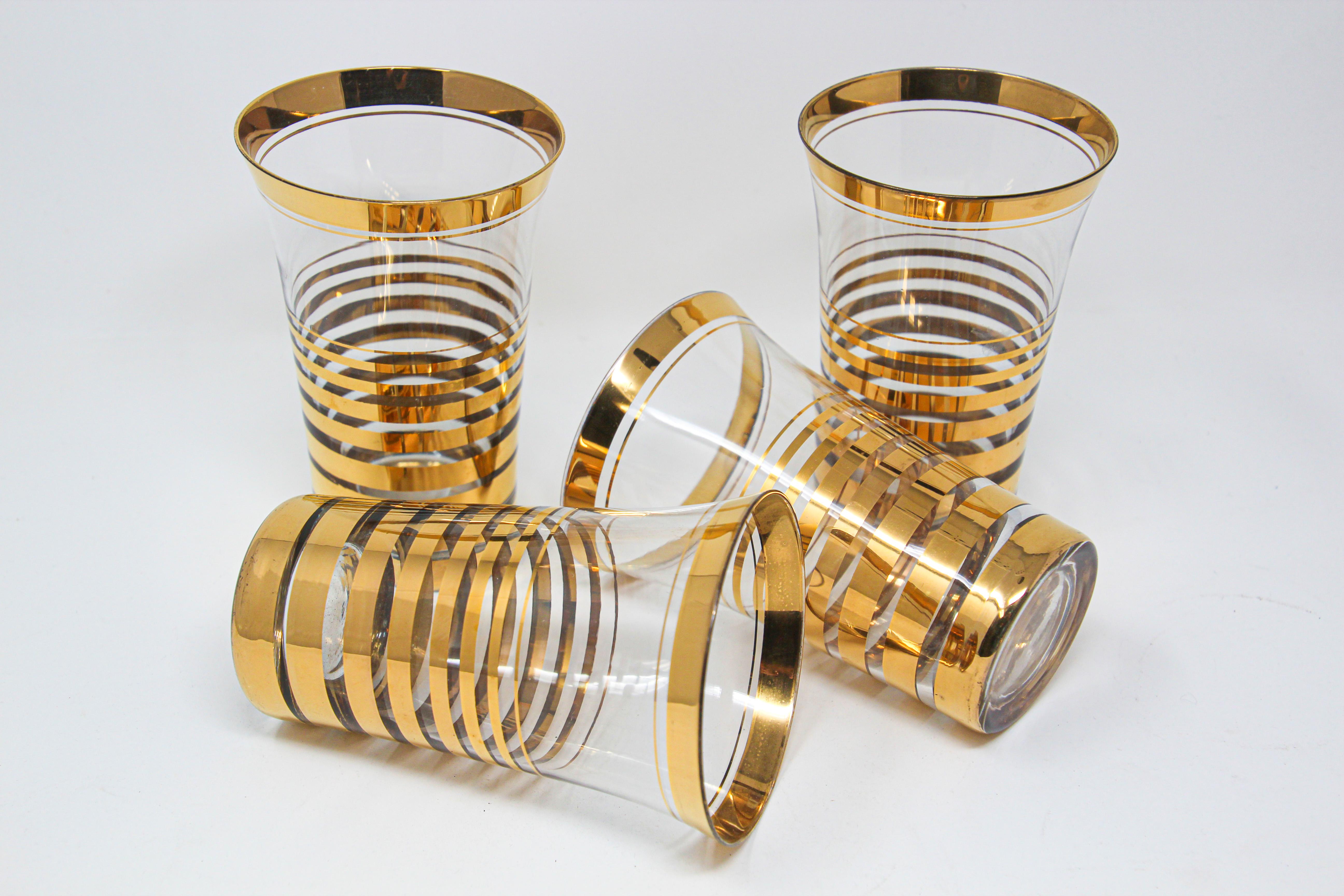 Set of Four French Cocktail Glasses with 22-Karat Gold Design For Sale 5