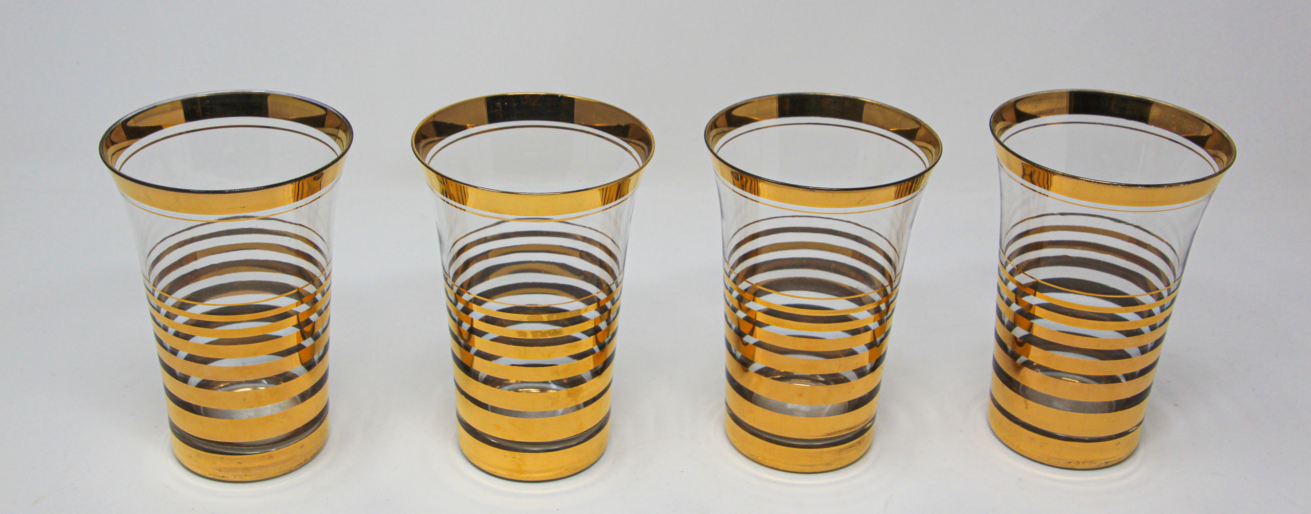Hand-Painted Set of Four French Cocktail Glasses with 22-Karat Gold Design For Sale