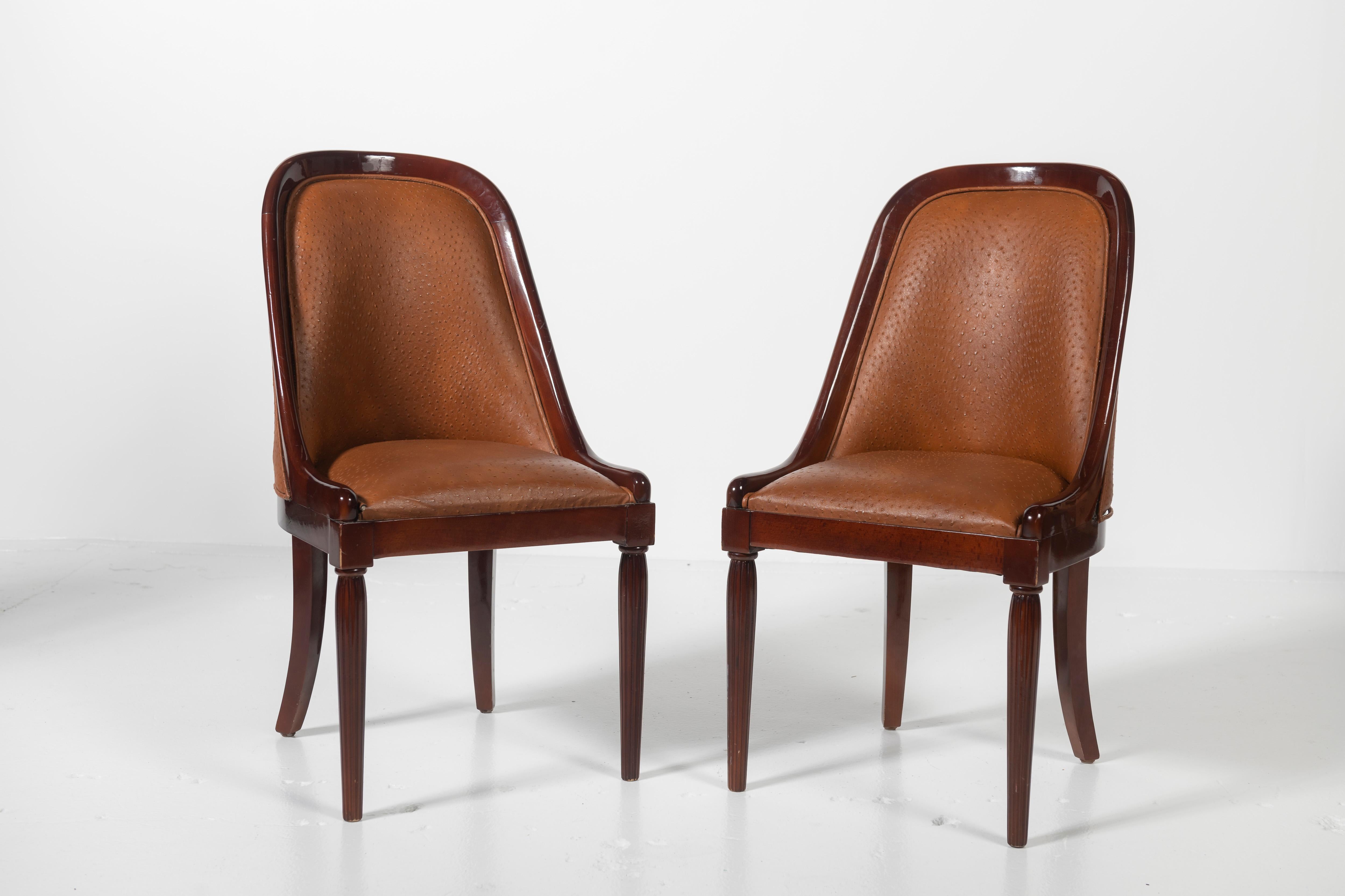 Set of Four French Deco Dining Chairs in Mahogany Upholstered in Ostrich Leather In Good Condition In San Francisco, CA