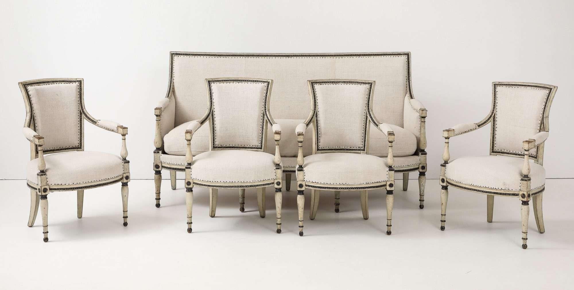 Set of Four French Directoire Painted Fauteuils For Sale 2