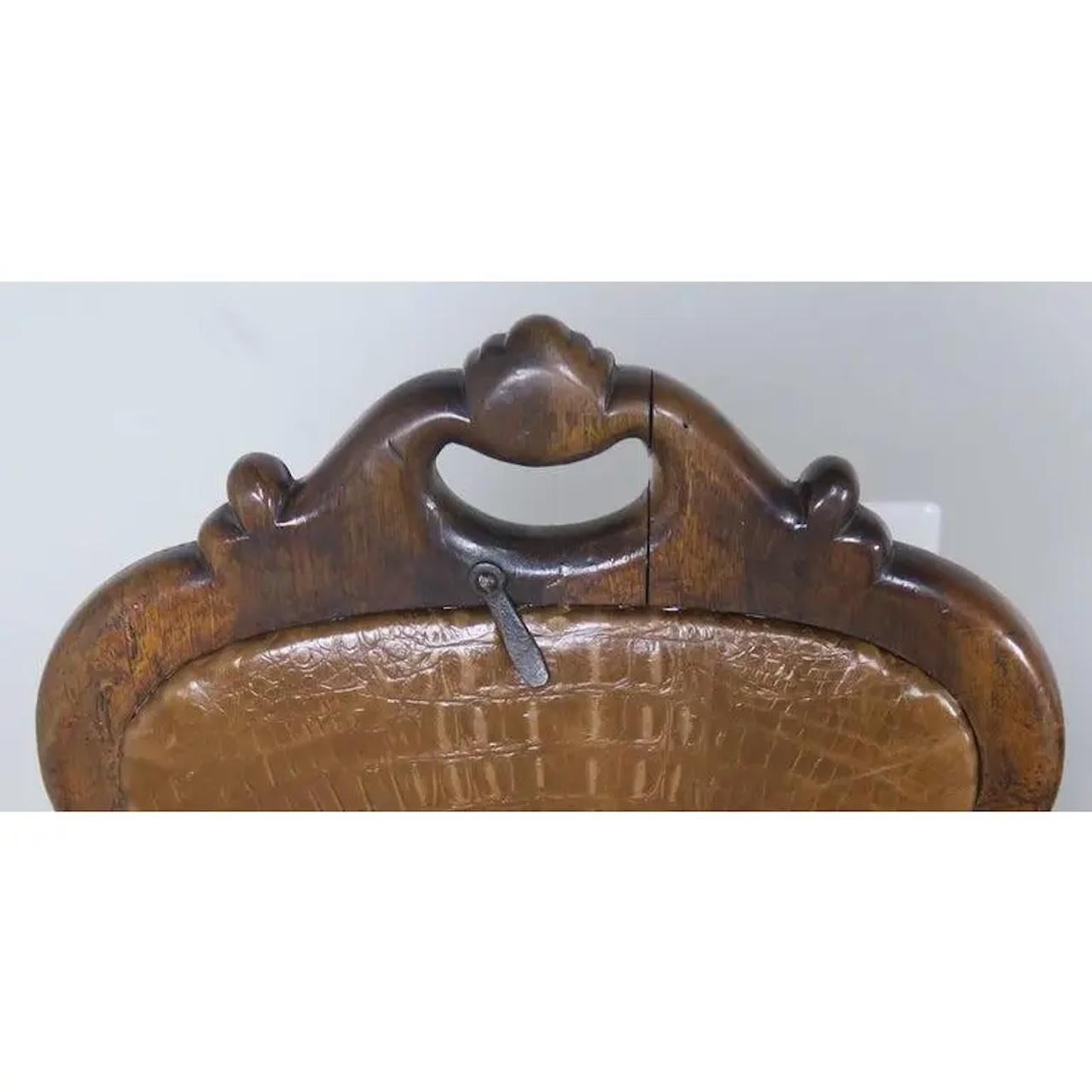 Set of Four French Embossed Leather Stools, circa 1900 For Sale 3