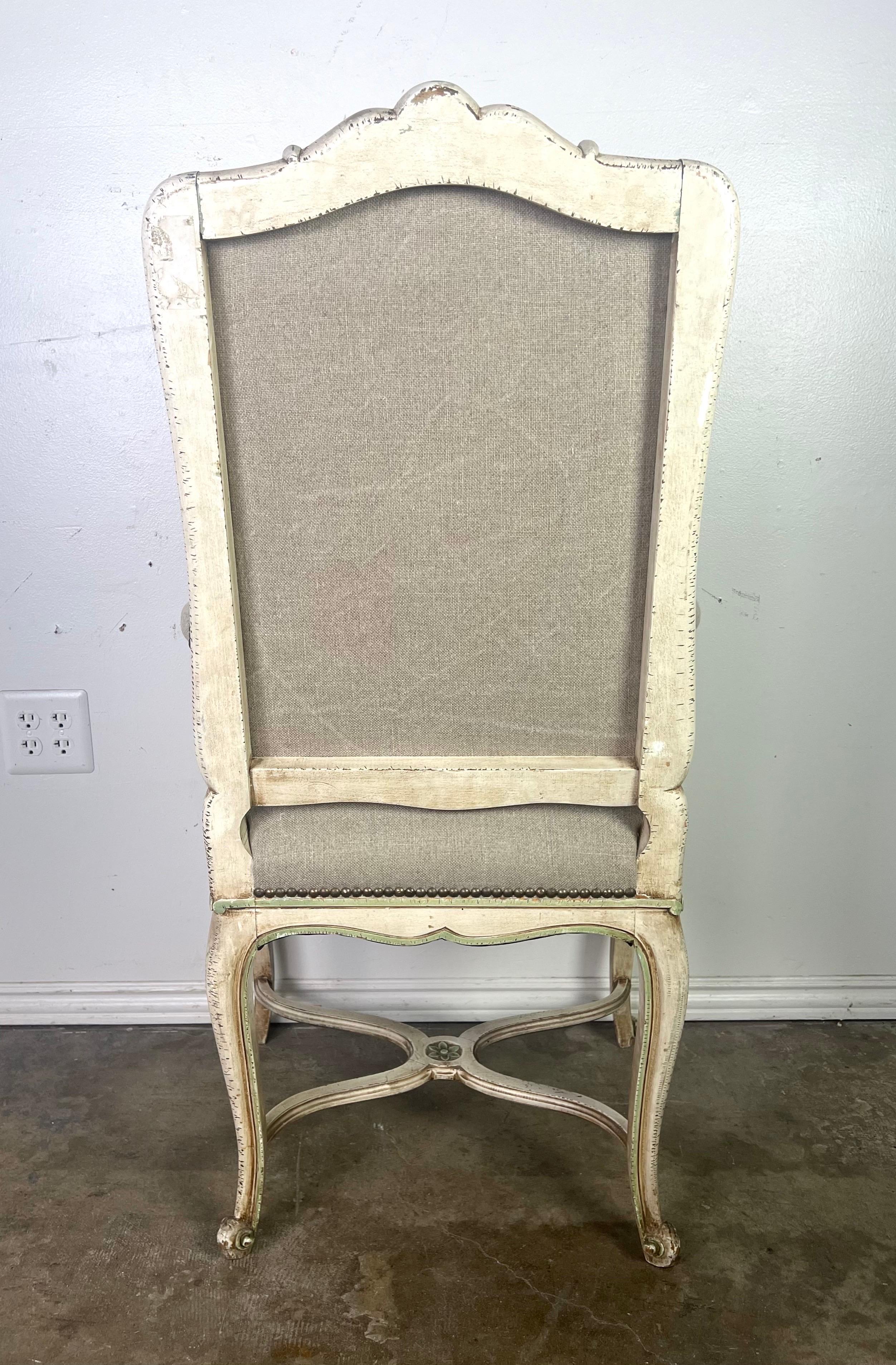 Ensemble de quatre salles à manger peintes de style Louis XV C. 1900 en vente 10