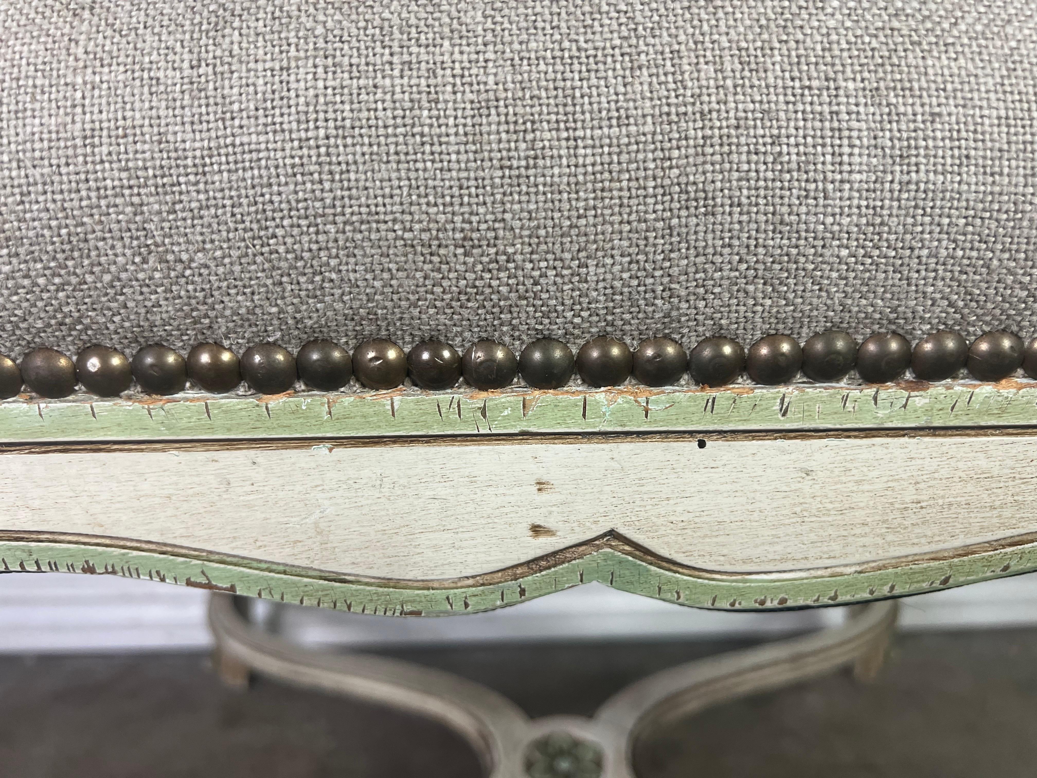 Ensemble de quatre salles à manger peintes de style Louis XV C. 1900 en vente 12