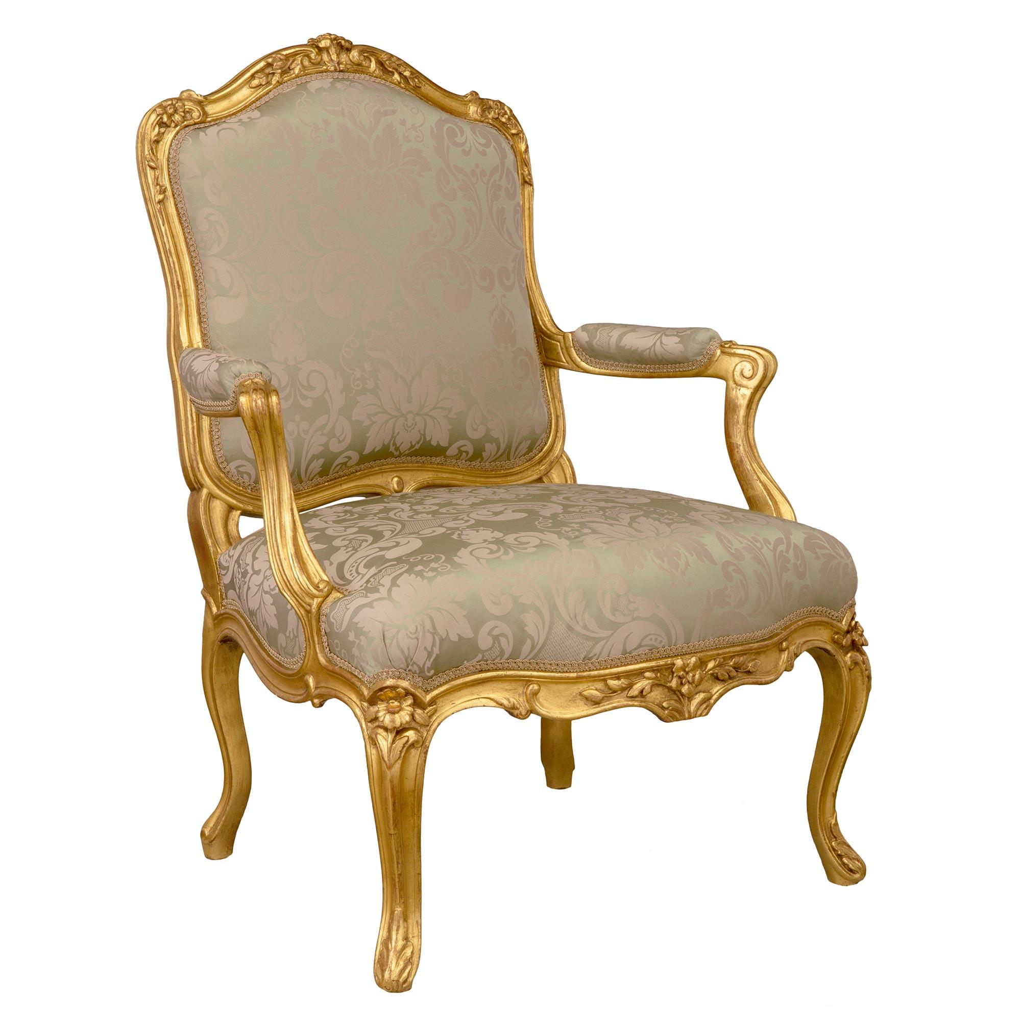 Set of Four French Mid-19th Century Louis XV Style Giltwood Armchairs In Good Condition For Sale In West Palm Beach, FL
