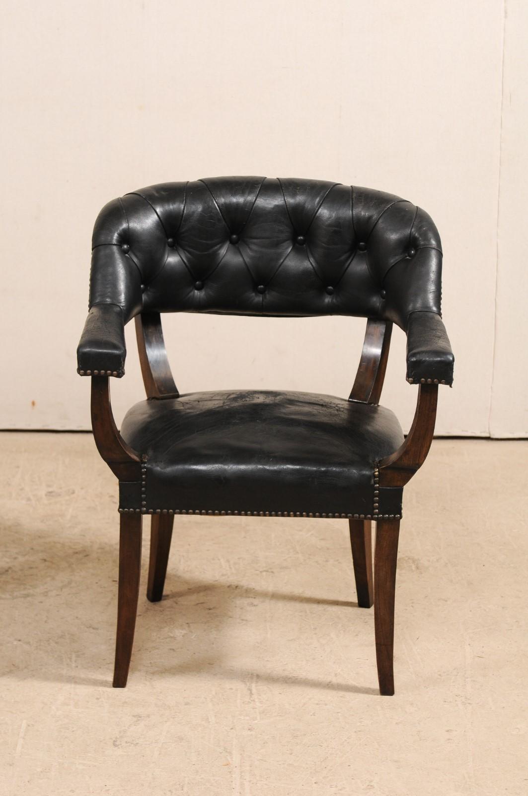 Set of Four French Mid-20th Century Black Leather Tub Armchairs For Sale 1