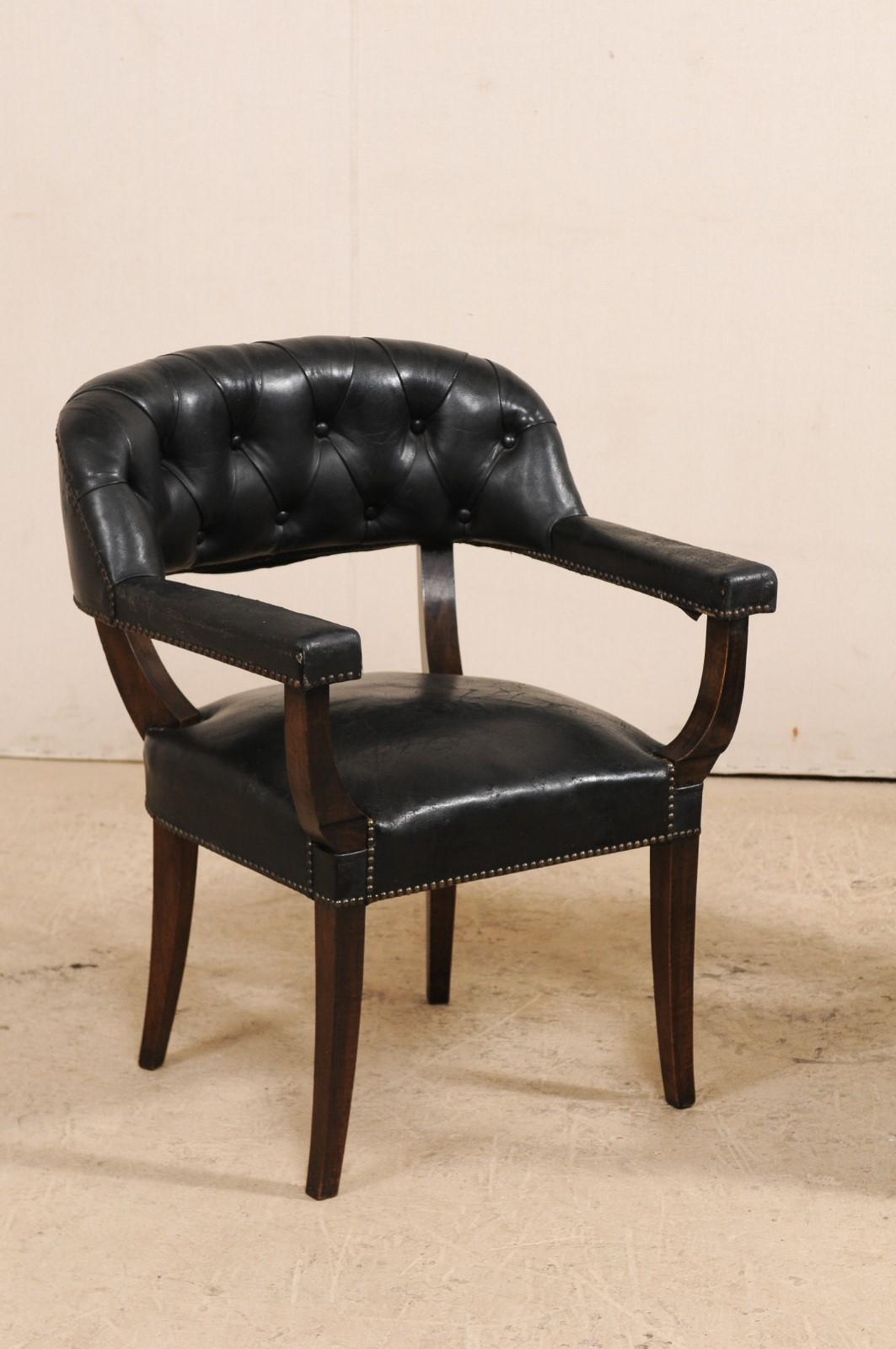 Set of Four French Mid-20th Century Black Leather Tub Armchairs For Sale 2