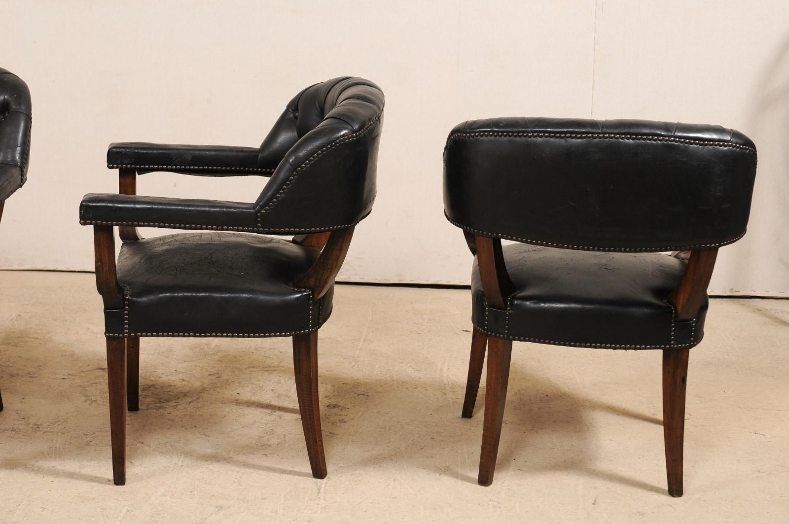 Set of Four French Mid-20th Century Black Leather Tub Armchairs For Sale 4