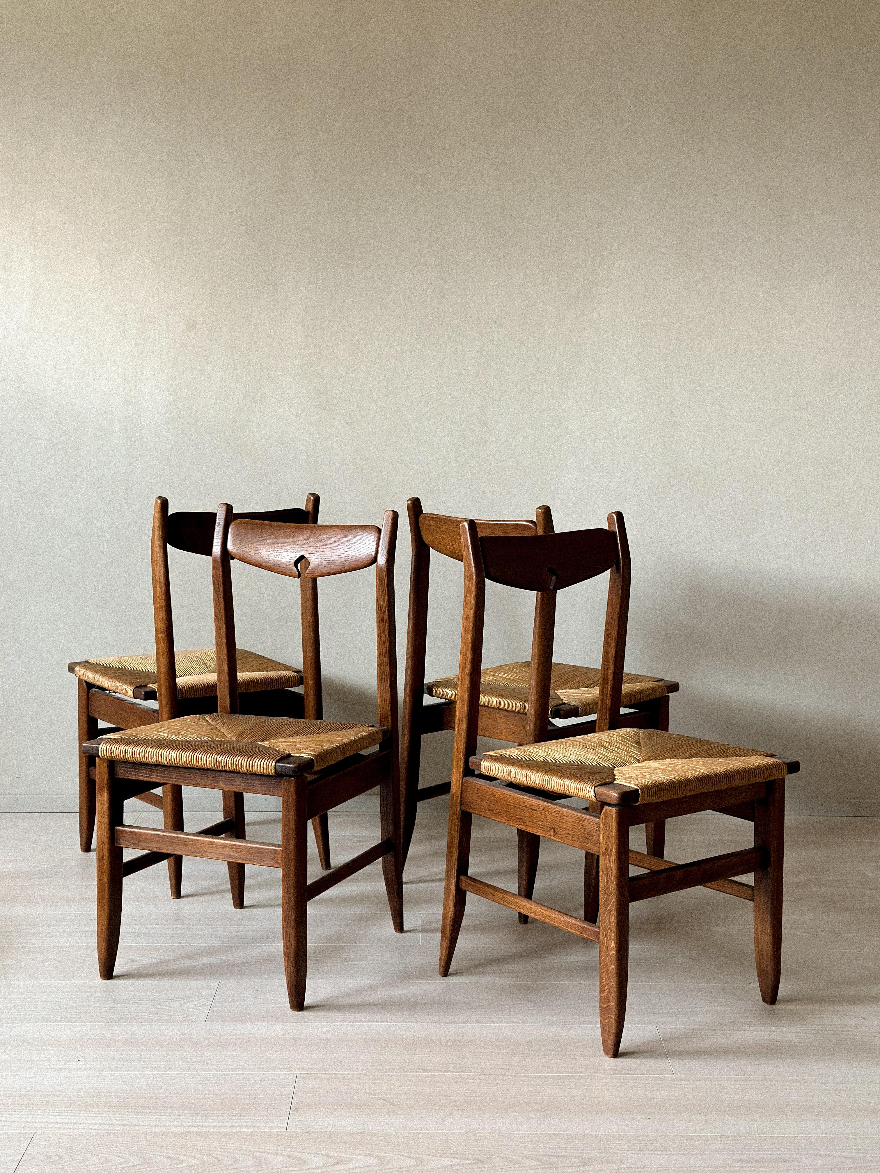 Set of Four French Mid-Century Dining Chairs by Guillerme et Chambron For Sale 7