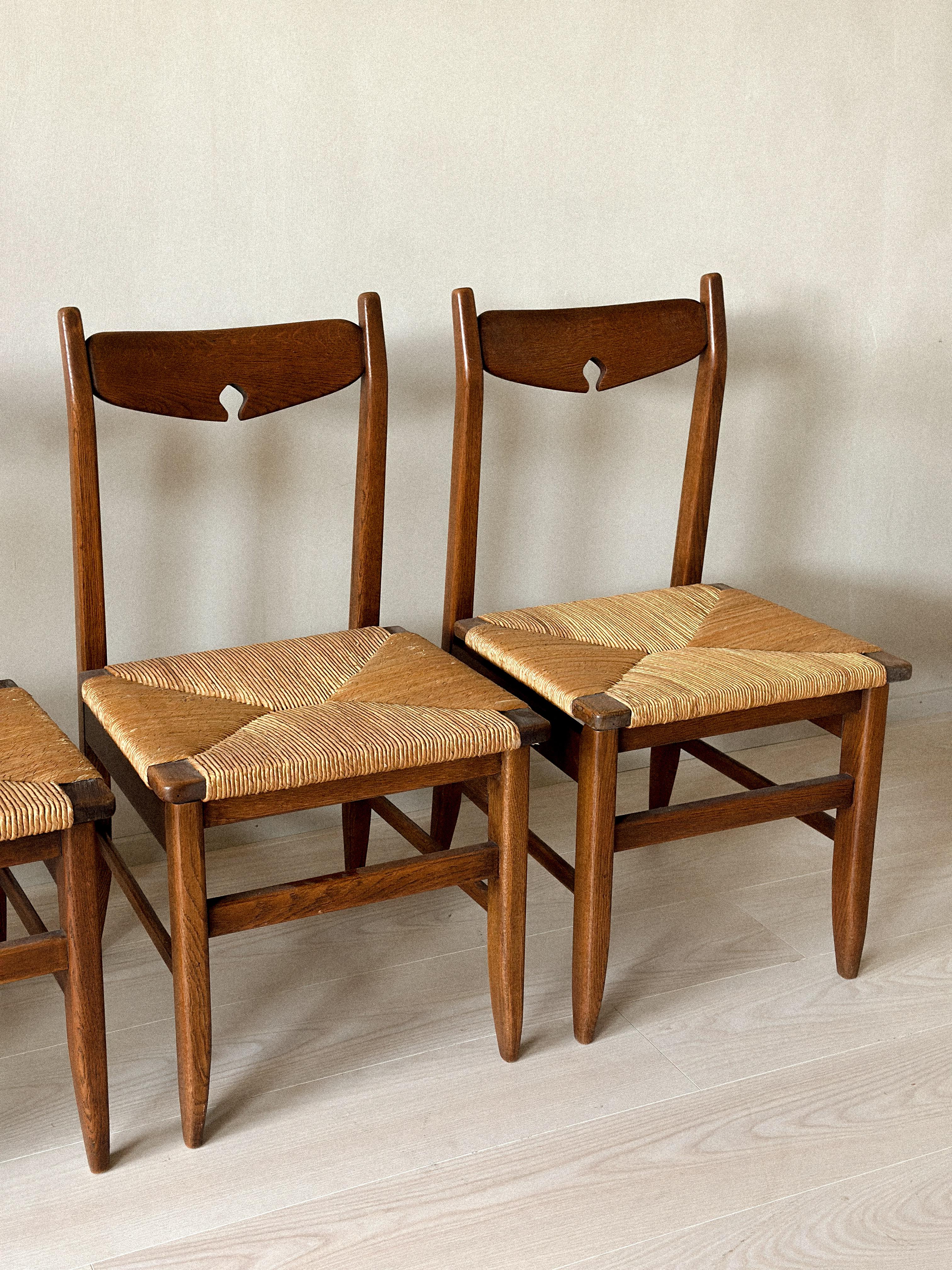 Set of Four French Mid-Century Dining Chairs by Guillerme et Chambron For Sale 13