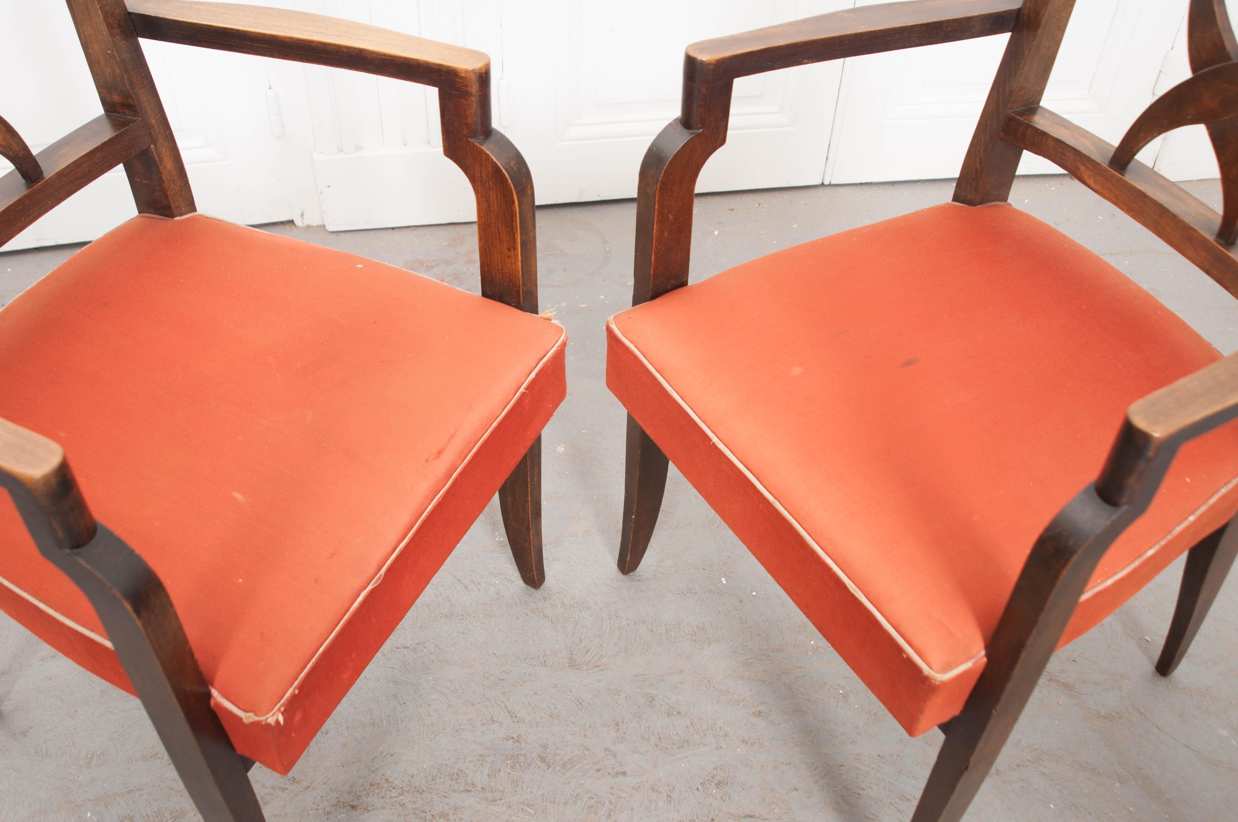 Set of Four French Midcentury Walnut Armchairs In Good Condition For Sale In Baton Rouge, LA