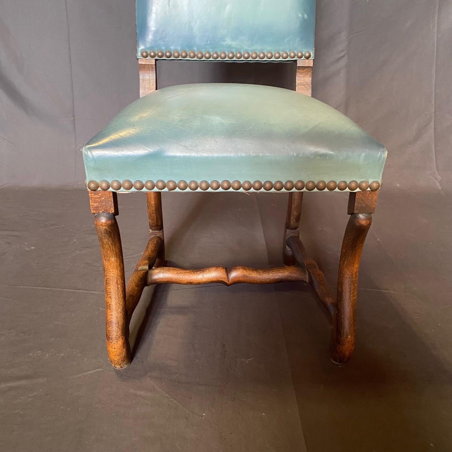 Set di quattro sedie da pranzo in pelle francese Os de Mouton, blu guscio d'uovo. in vendita 4
