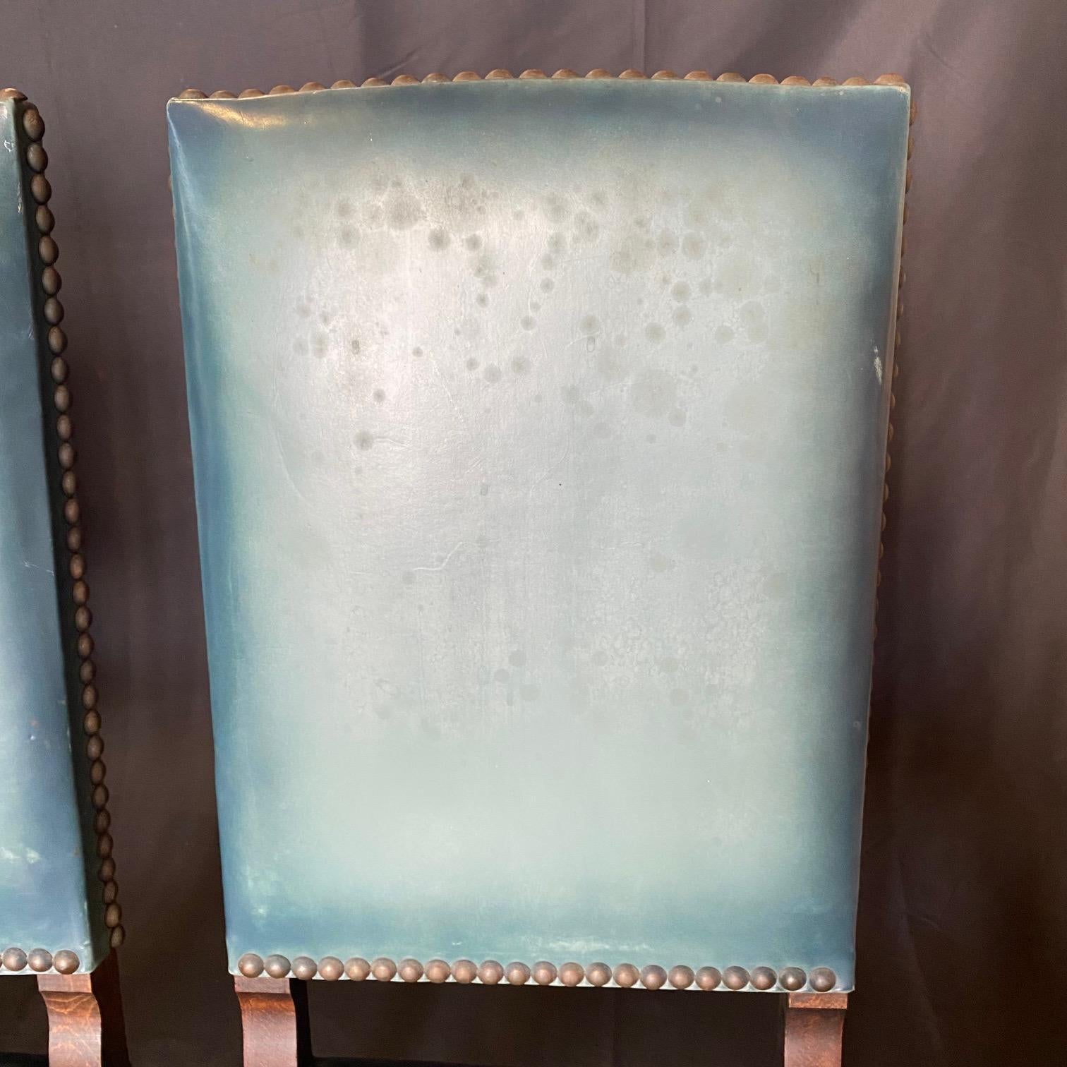 Set di quattro sedie da pranzo in pelle francese Os de Mouton, blu guscio d'uovo. in vendita 3